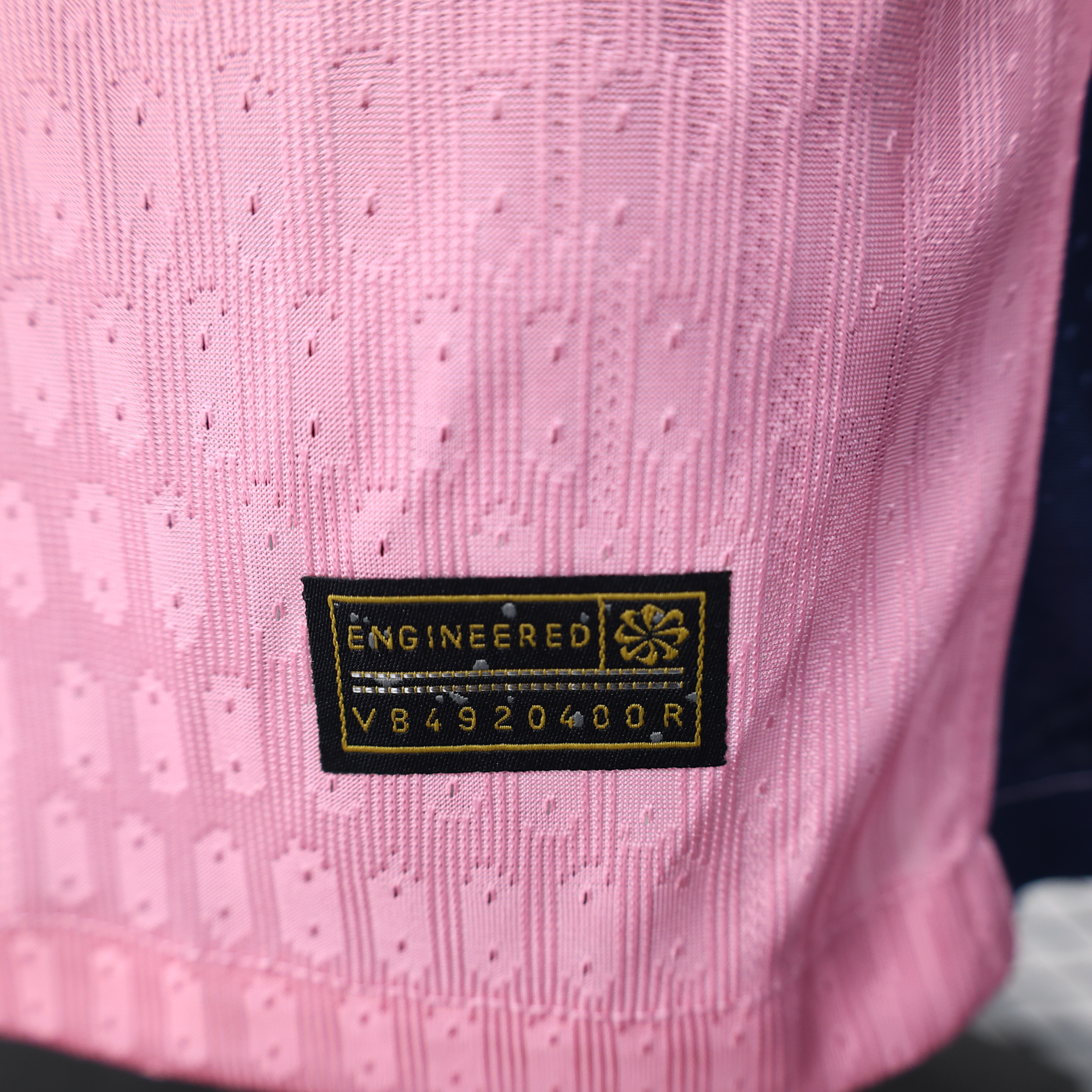 2025/2026 Player Version Barcelona pink No Football Jersey 1:1 Thai Quality