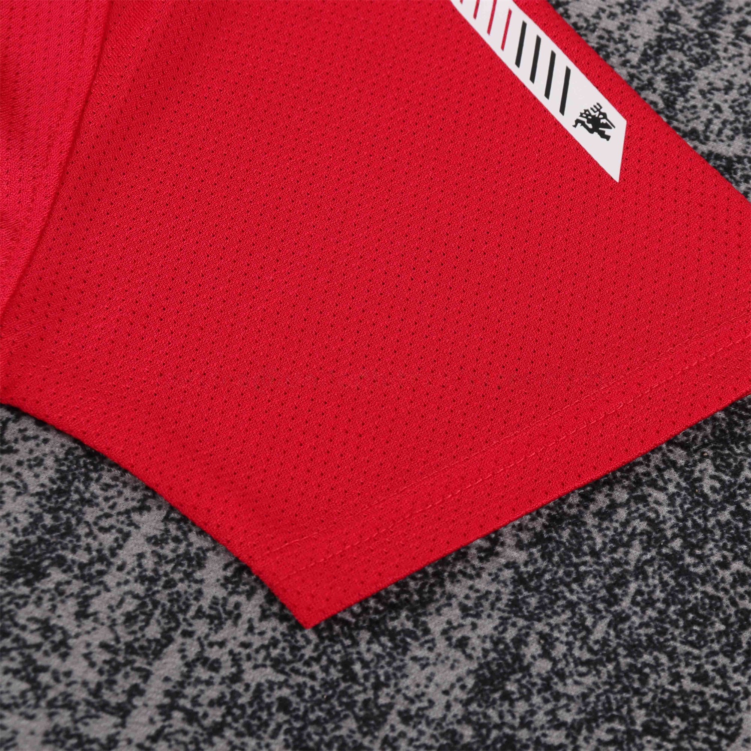 Retro Manchester United 2010-11 Home Kids Kit - UnitedFutballJersey