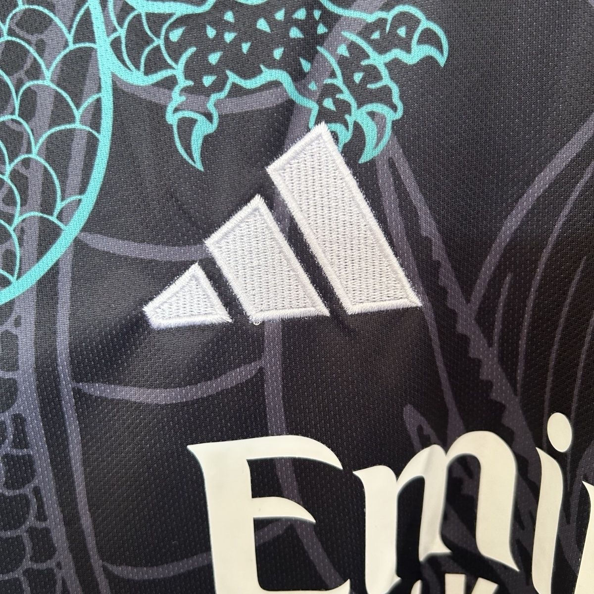 2025/2026 Real Madrid Dragon Pattern Training Clothes Football Jersey 1:1 Thai Quality