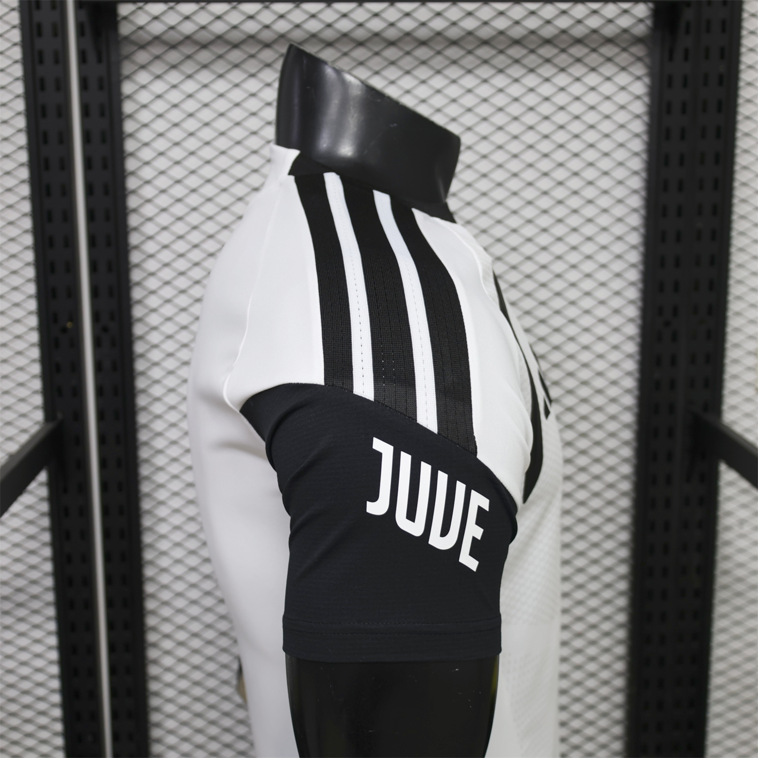 Juventus 26-27 Black Sleeves White Training Jersey - Player Version - UnitedFutballJersey