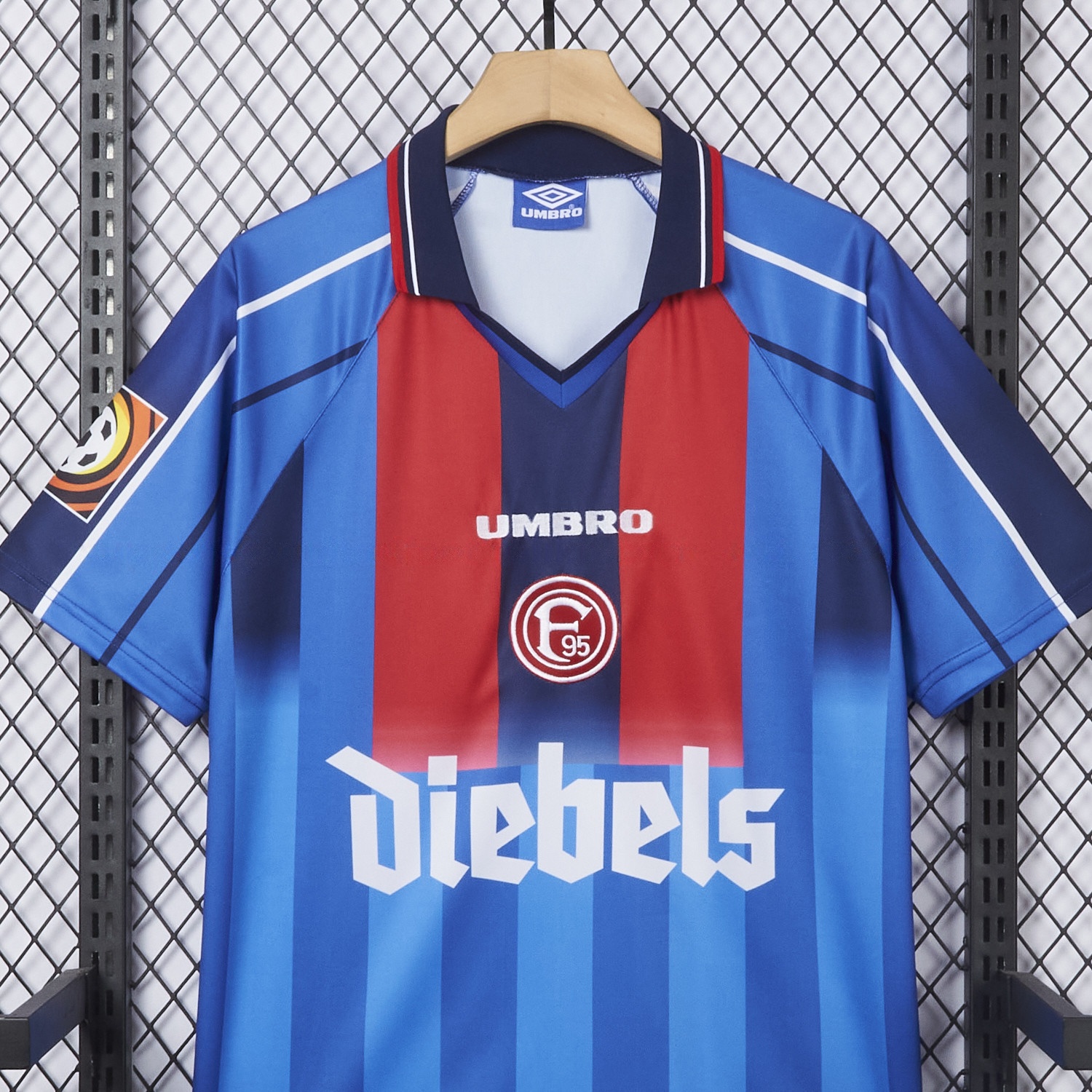 Retro Fortuna Düsseldorf 1997-98 Away Jersey - UnitedFutballJersey