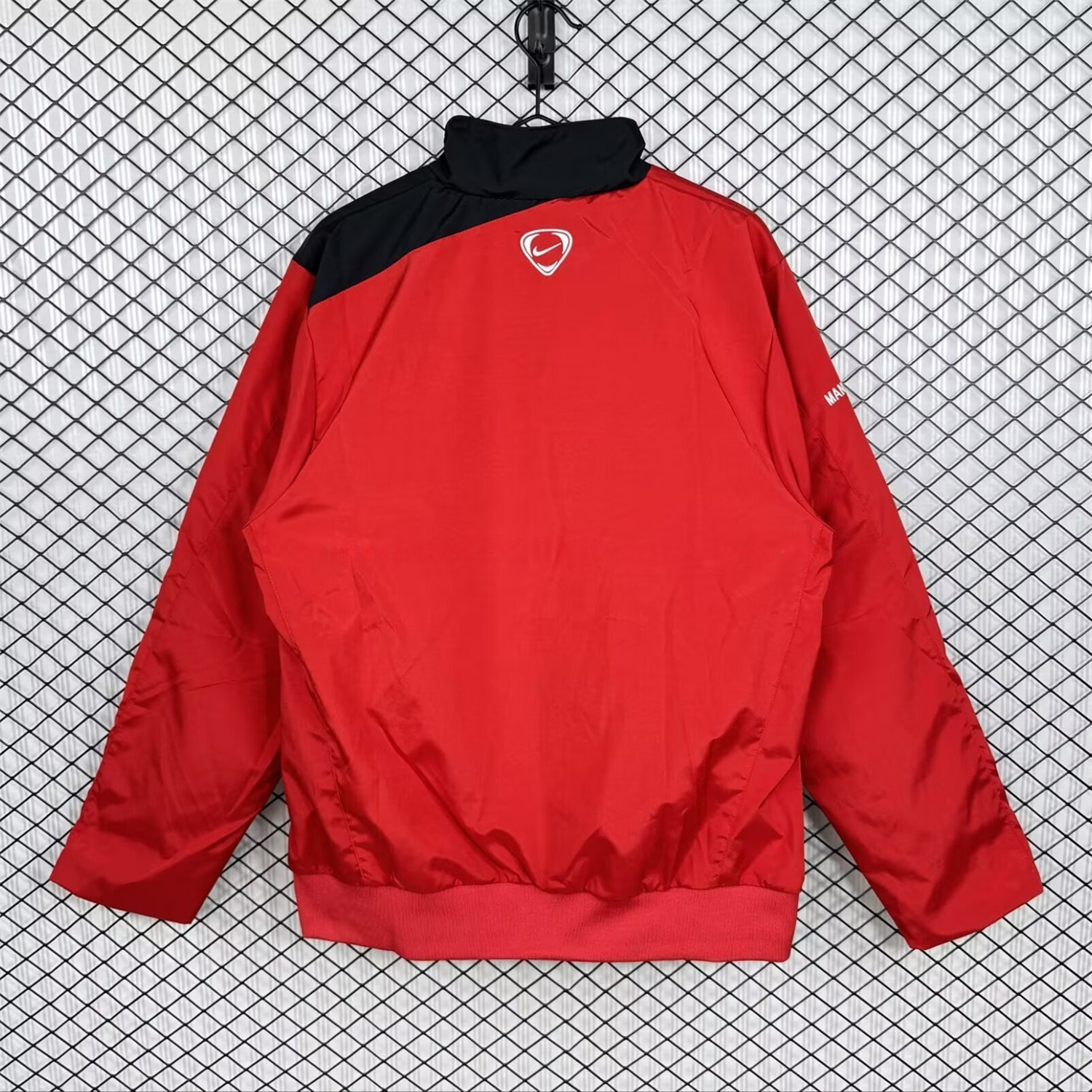 Retro Manchester United 2007-08 Red Windbreaker Jacket - UnitedFutballJersey