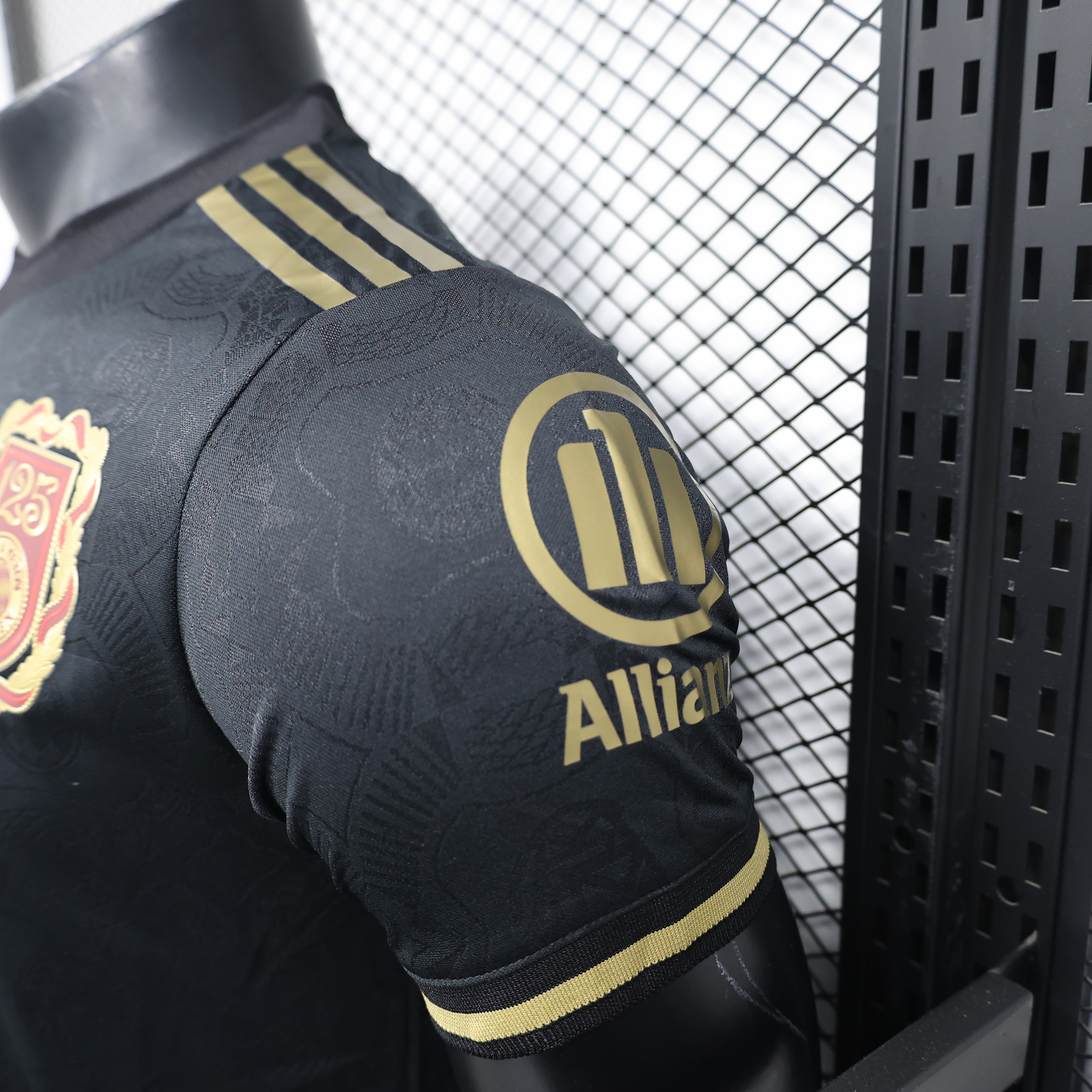 2025/2026 Player Version Bayern Munich 125th Anniversary Black Soccer Jersey 1:1 Thai Quality
