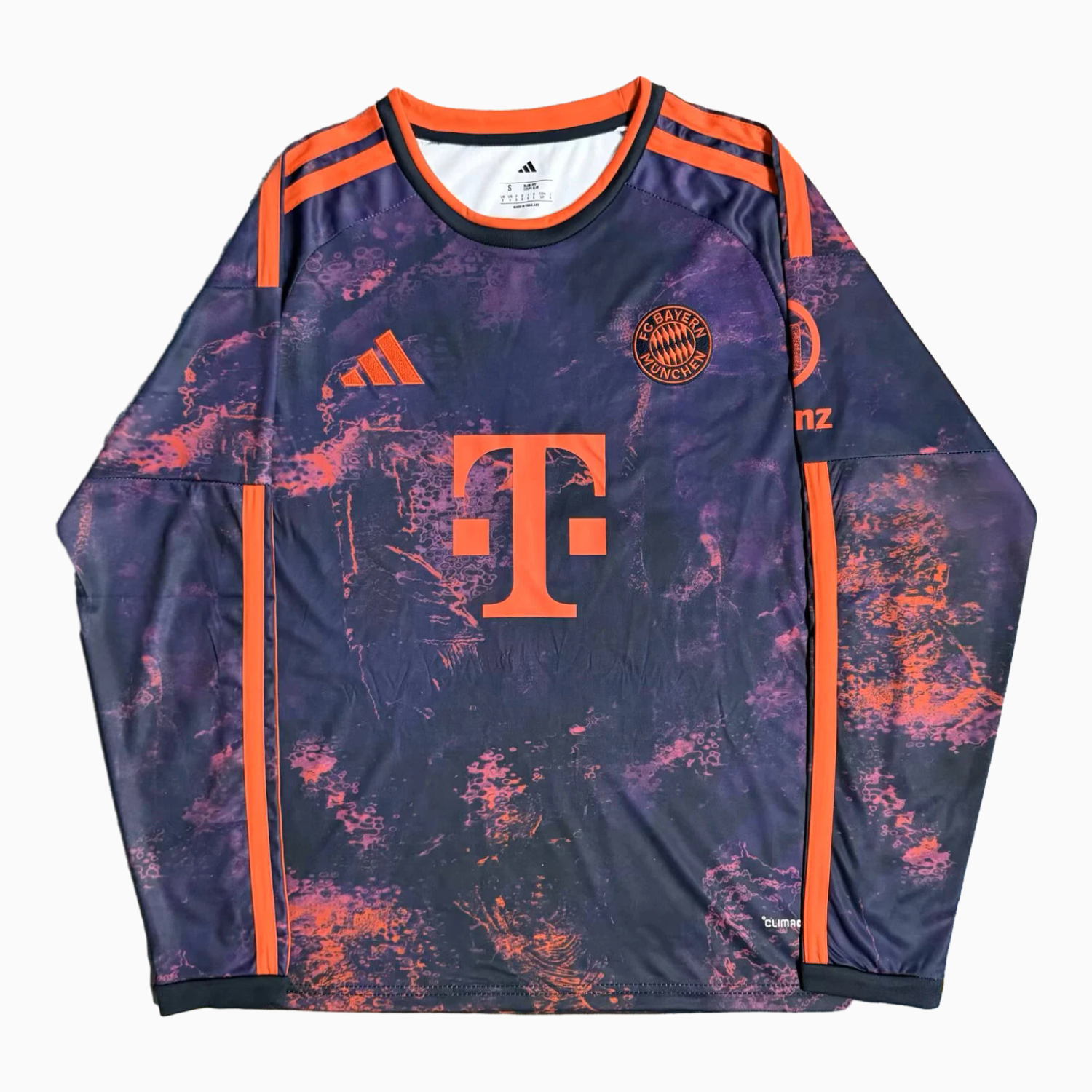 Bayern Munich 26-27 Oktoberfest Round Neck Long Sleeves Special Jersey - Fans Version - UnitedFutballJersey