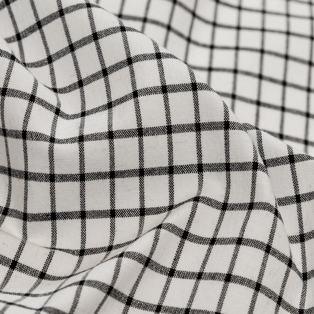 White and Black Checkered Heavy Stretch Cotton Woven - Joann Fabrics