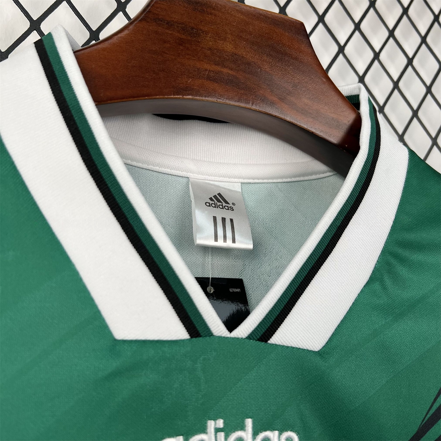 Retro Sporting CP 1994-95 Away Jersey - UnitedFutballJersey