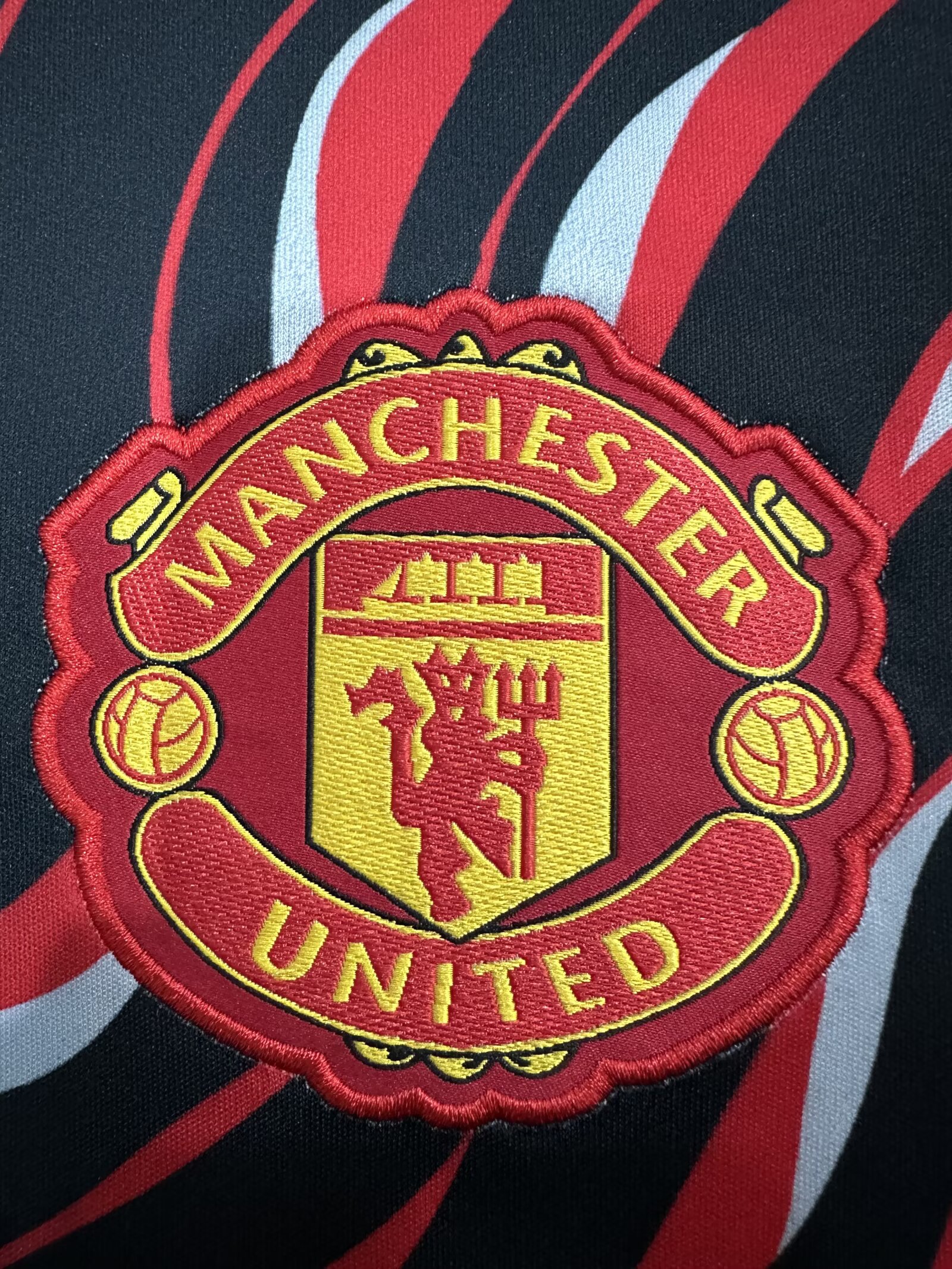 2025/2026 Manchester United Pre-match training 01 Football Jersey 1:1 Thai Quality