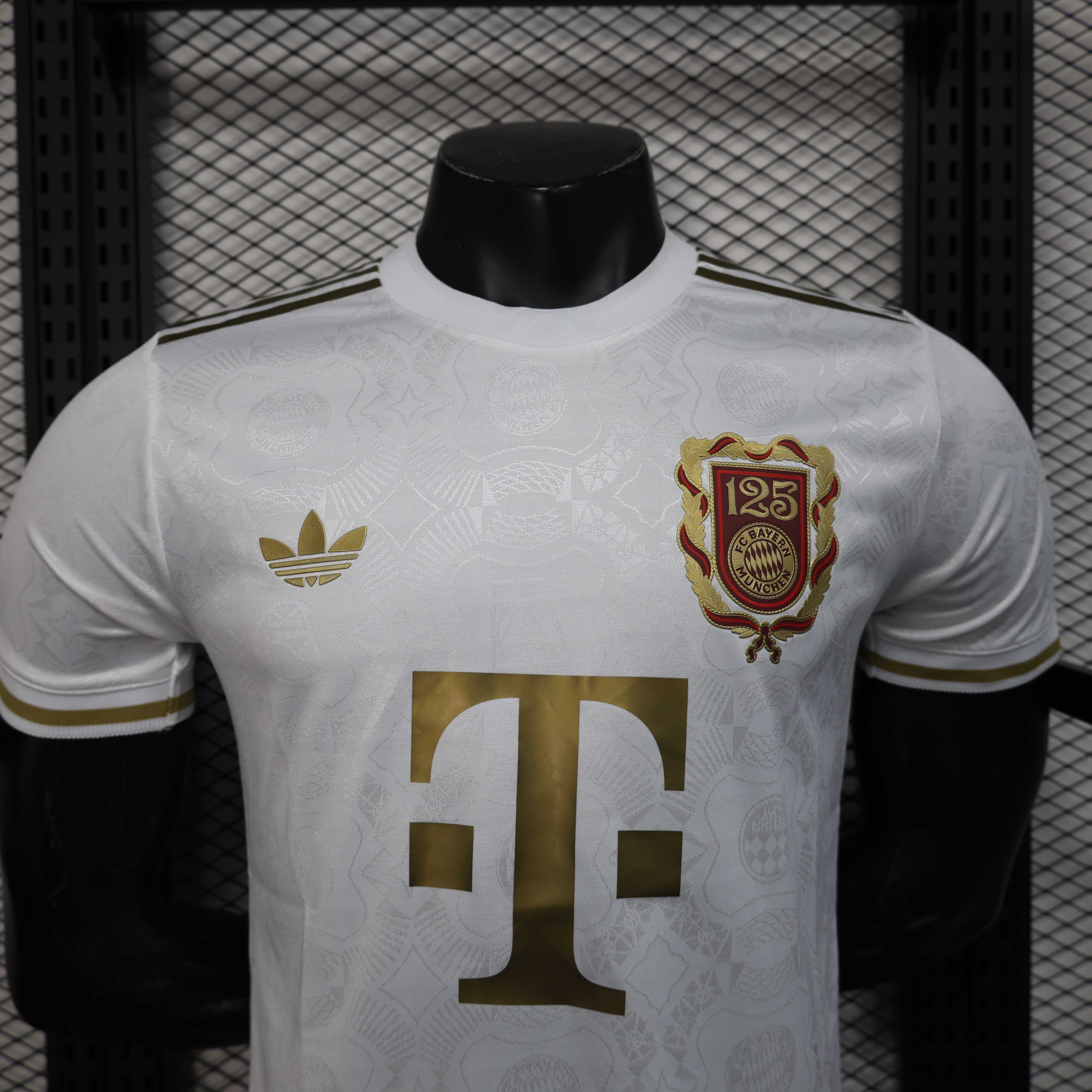 2025/2026 Player Version Bayern Munich 125th Anniversary White Football Jersey 1:1 Thai Quality
