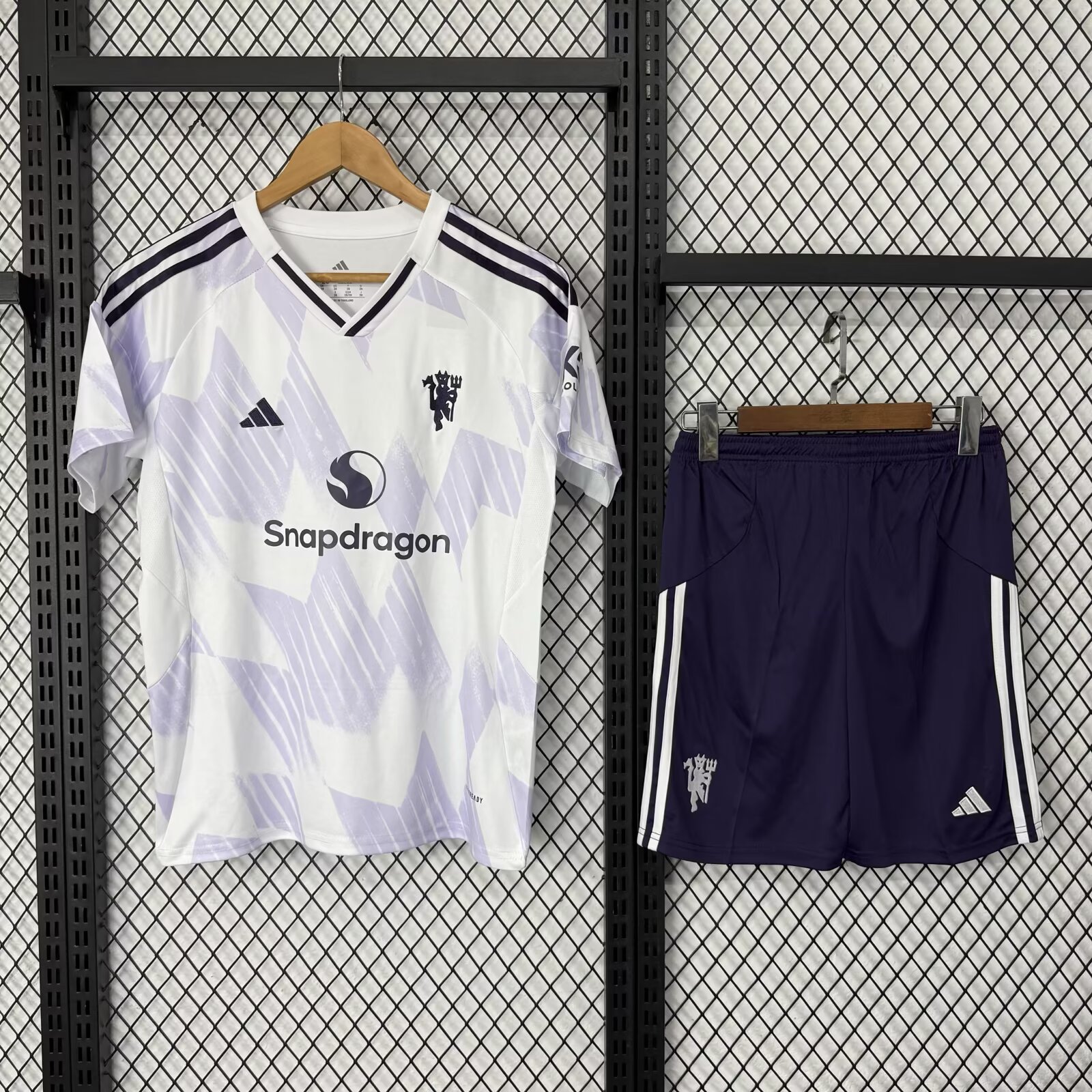 2025/2026 Manchester United Away Football Shirt 1:1 Thai Quality Kids Size