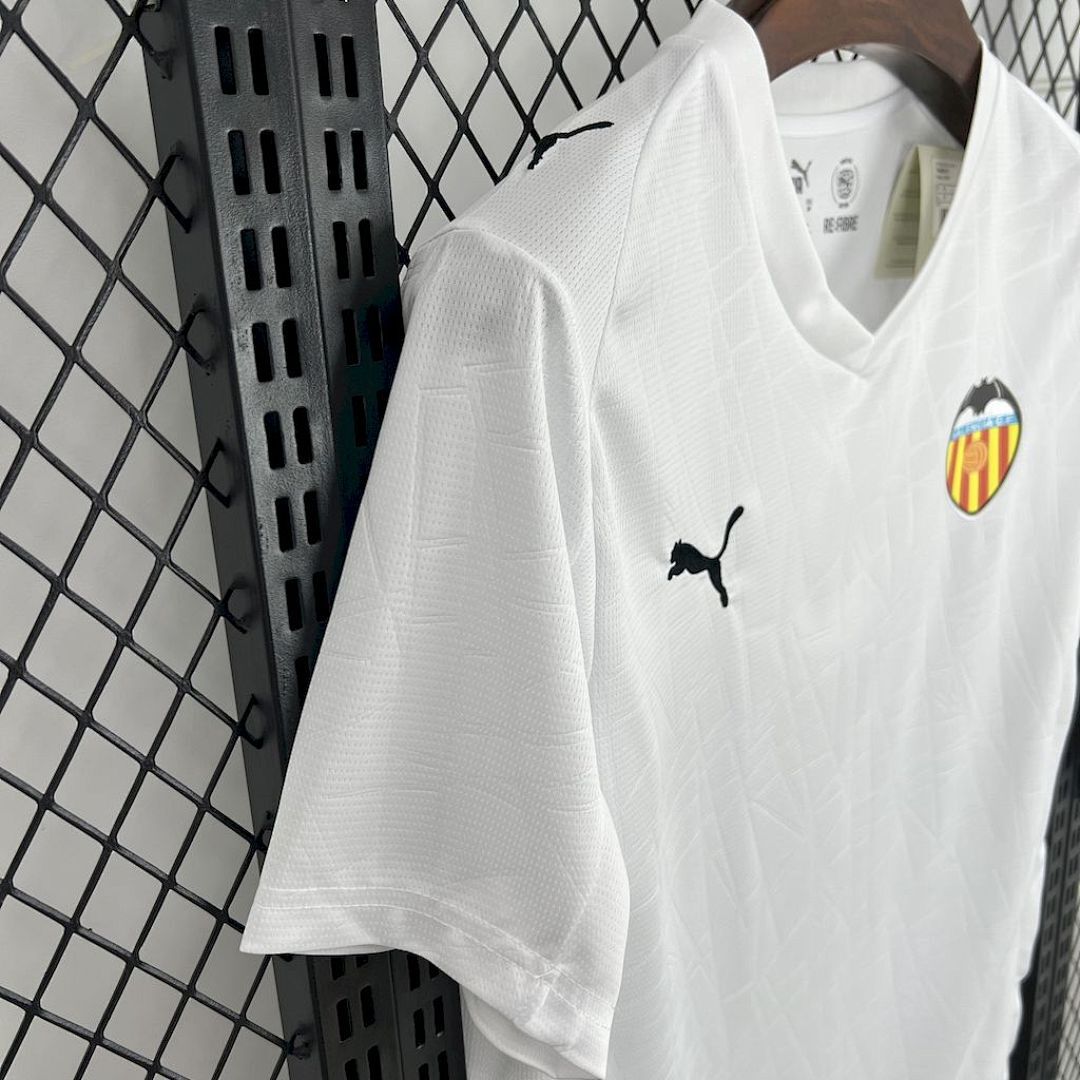 2025/2026 Valencia Home Football Shirt 1:1 Thai Quality