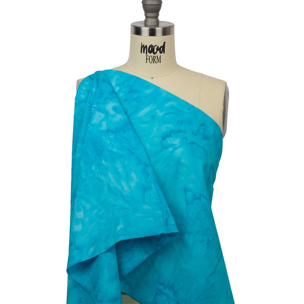 Island Batiks Foundation Basics Pool Abstract Quilting Cotton - Joann Fabrics