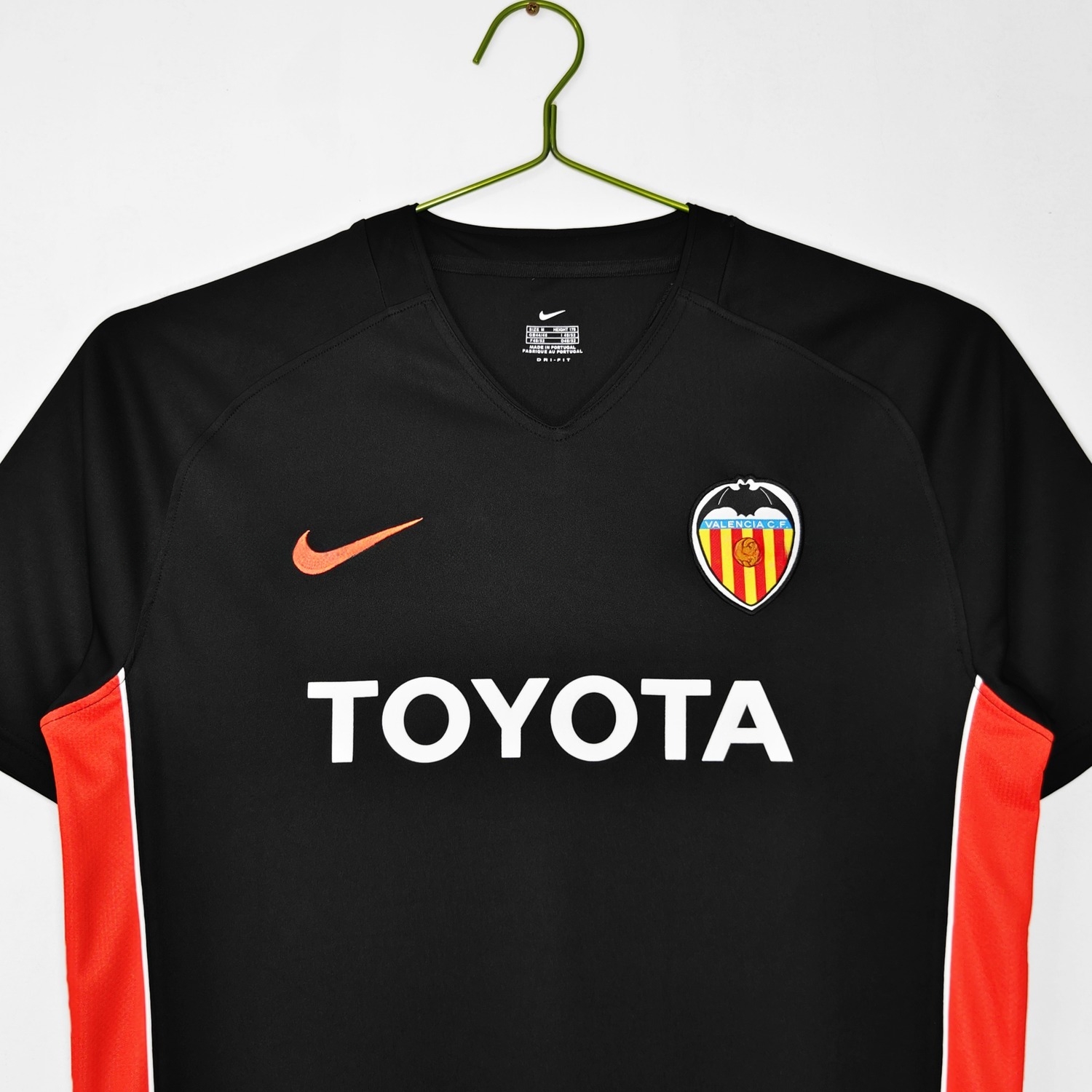 Retro Valencia 2006-07 Away Jersey - UnitedFutballJersey