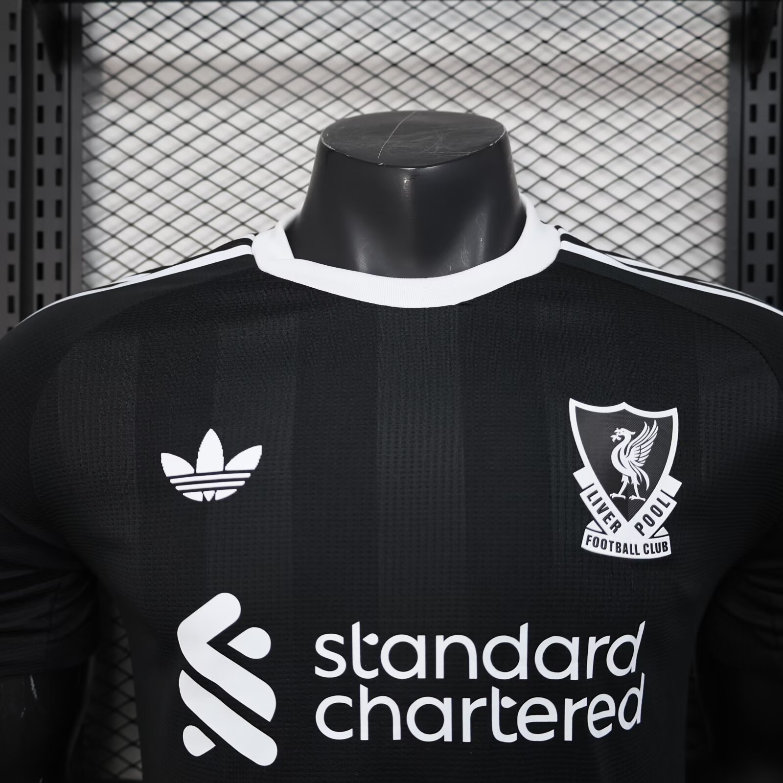 2025/2026 Player Version Liverpool goalie  Football Jersey 1:1 Thai quality