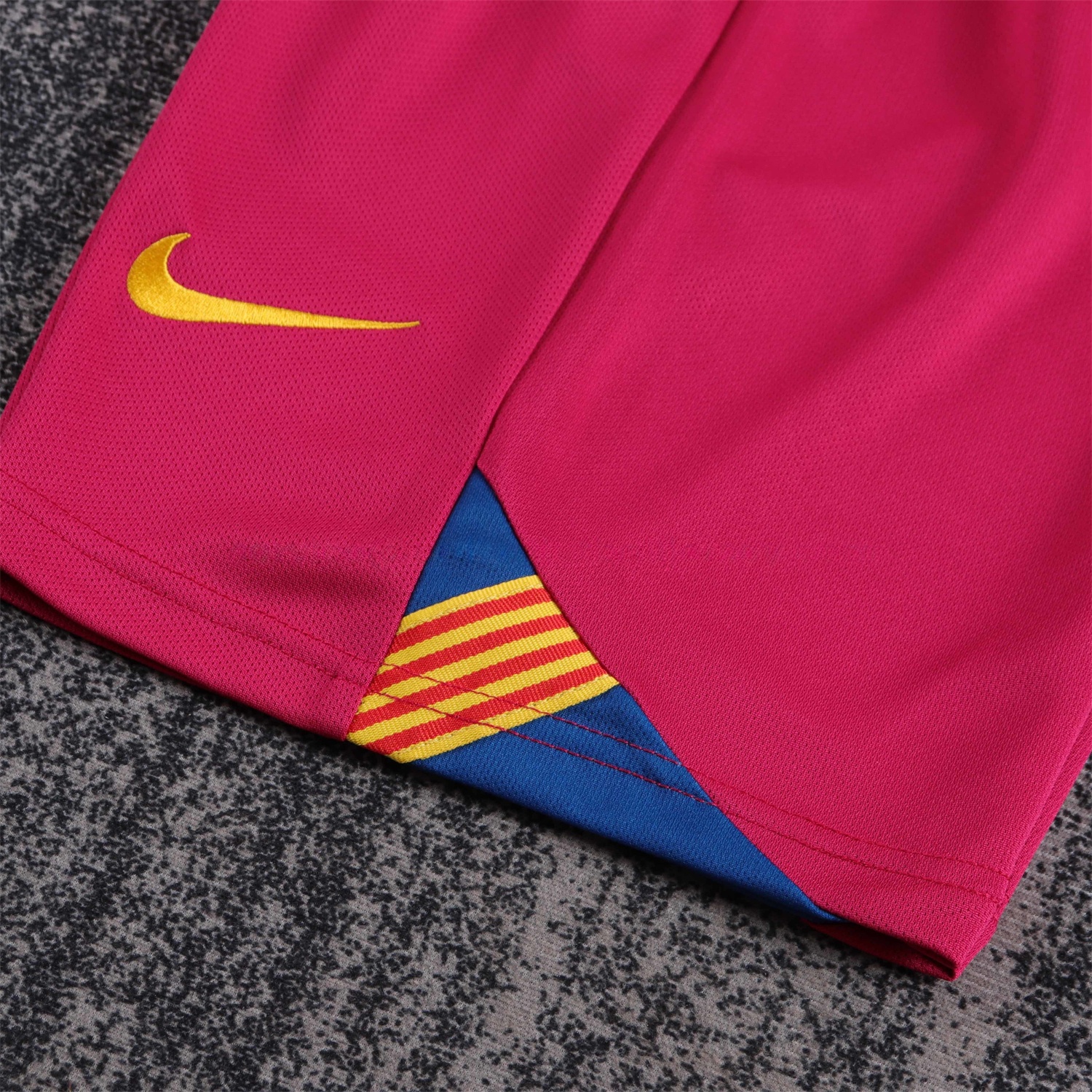 Retro Barcelona 2005-06 Home Stadium Kids Kit - Champions League Version - UnitedFutballJersey