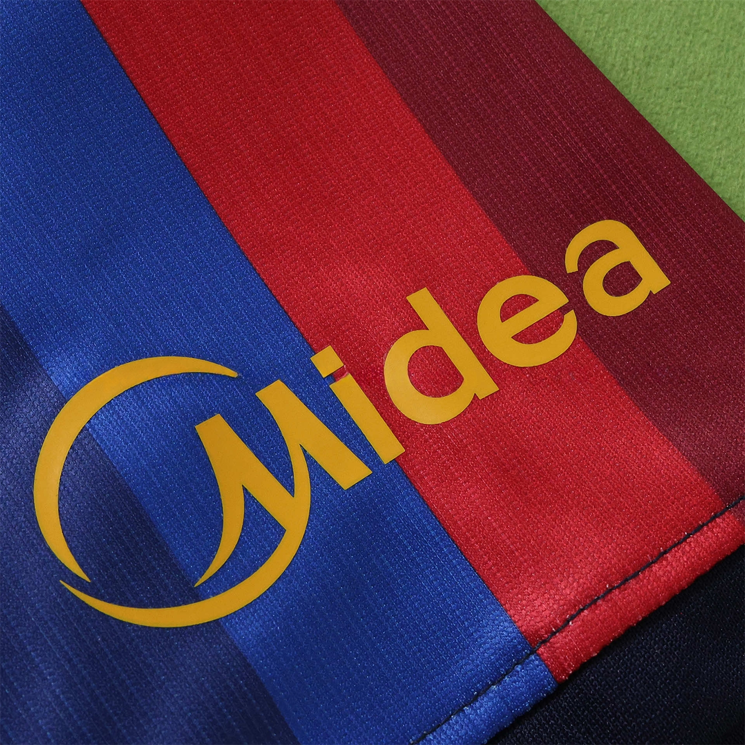Women's Barcelona 26-27 Home Cropped Jersey - Fans Version - UnitedFutballJersey