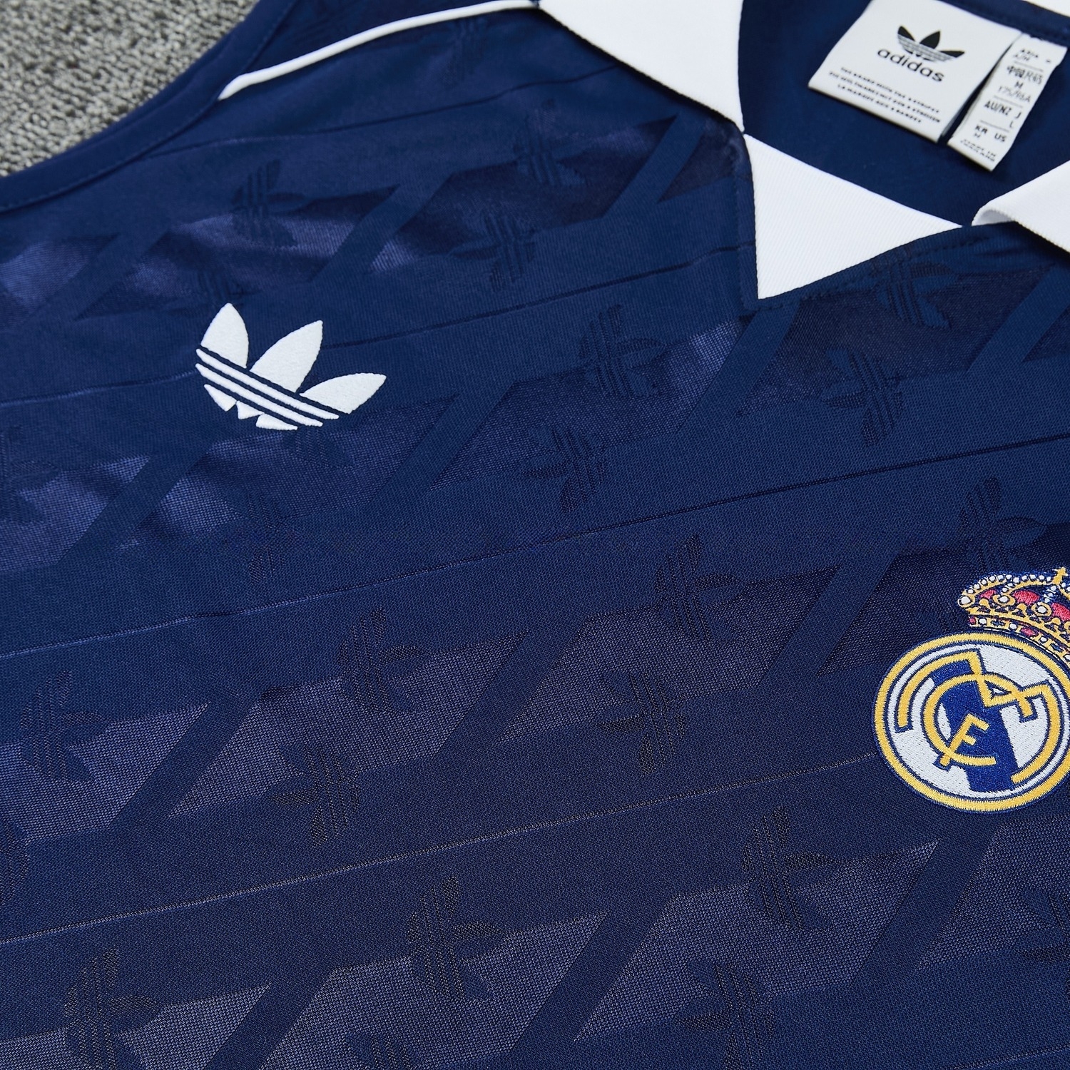 Real Madrid 26-27 Vest Training Set - Royal Blue Vest and Shorts - UnitedFutballJersey
