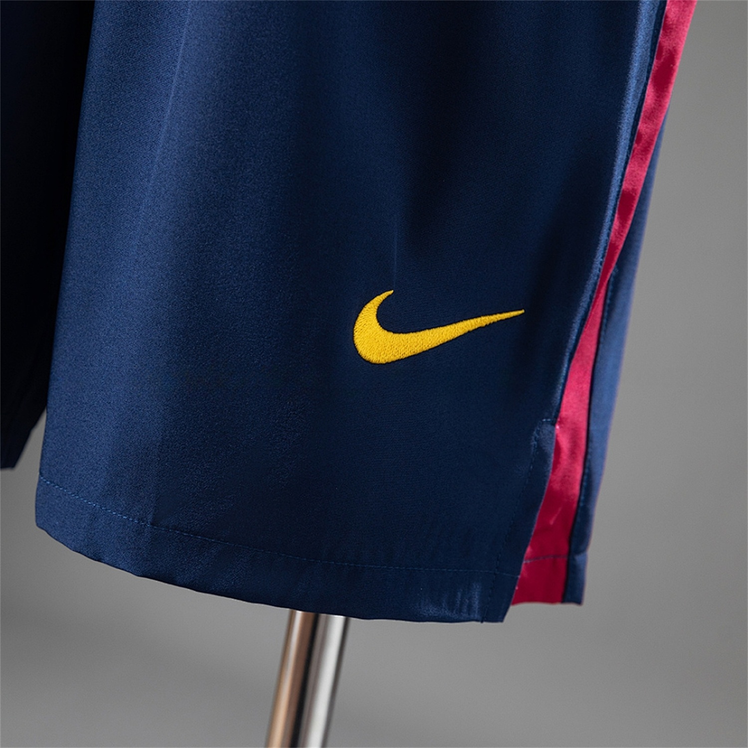 Retro Barcelona 2014-15 Home Shorts - UnitedFutballJersey