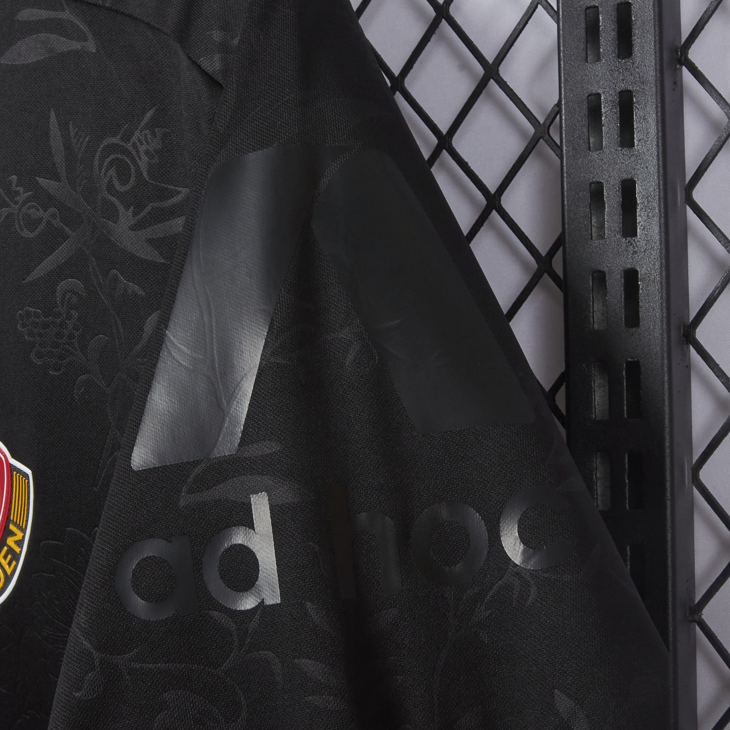 Dynamo Dresden 25-26 Black Special Jersey - Fans Version - UnitedFutballJersey
