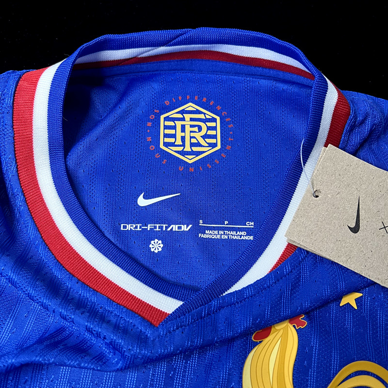 2024-2025 Player Version France Home Football Shirt 1:1 Thai Quality