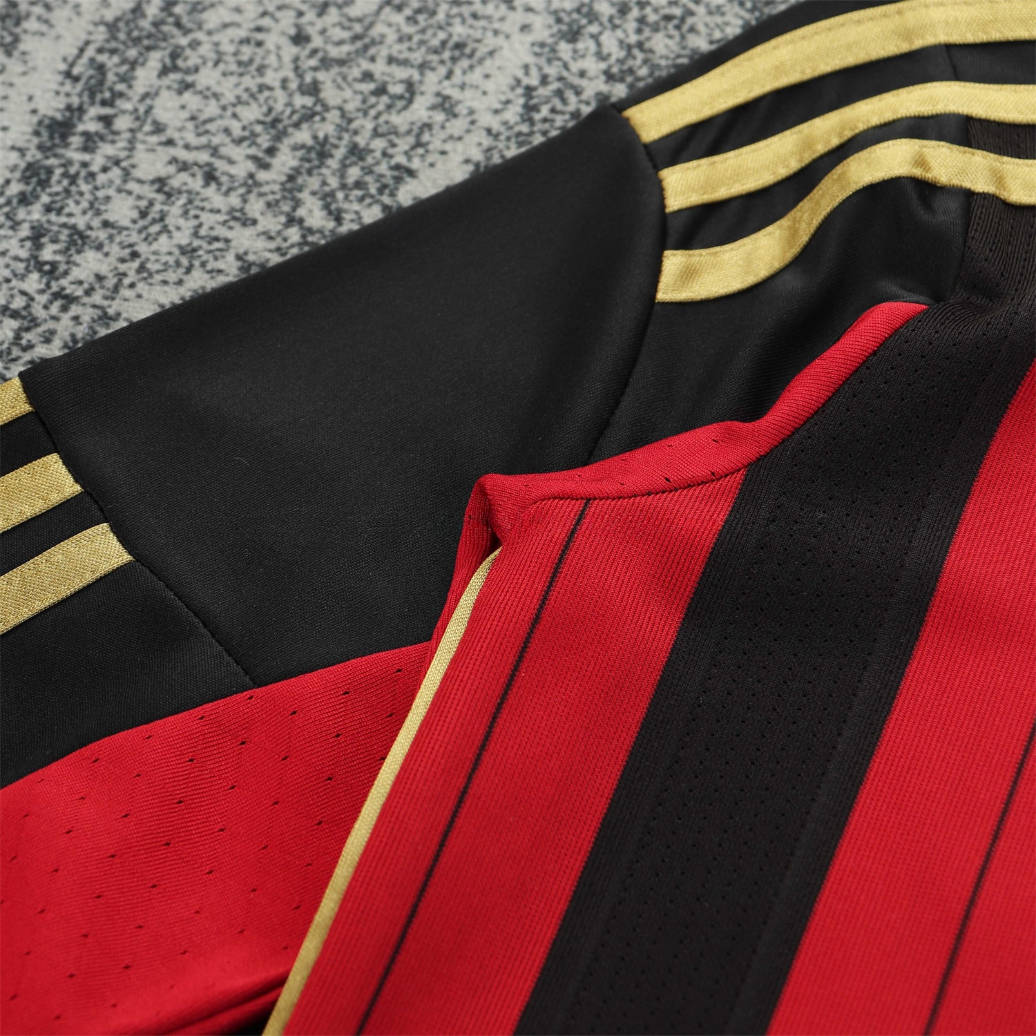 Retro AC Milan 2013-14 Home Long Sleeves Kids Kit - UnitedFutballJersey