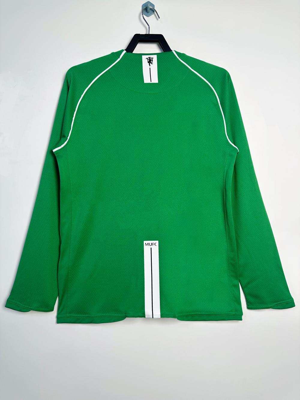 2007/2008 Retro Long Sleeve Manchester United Goalkeeper Green Football Shirt 1:1 Thai Quality