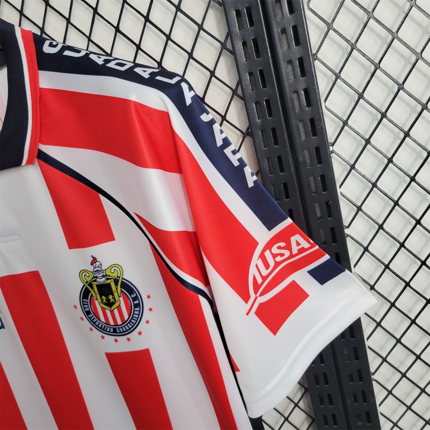 Retro Chivas de Guadalajara 2002-03 Home 2 Jersey - UnitedFutballJersey
