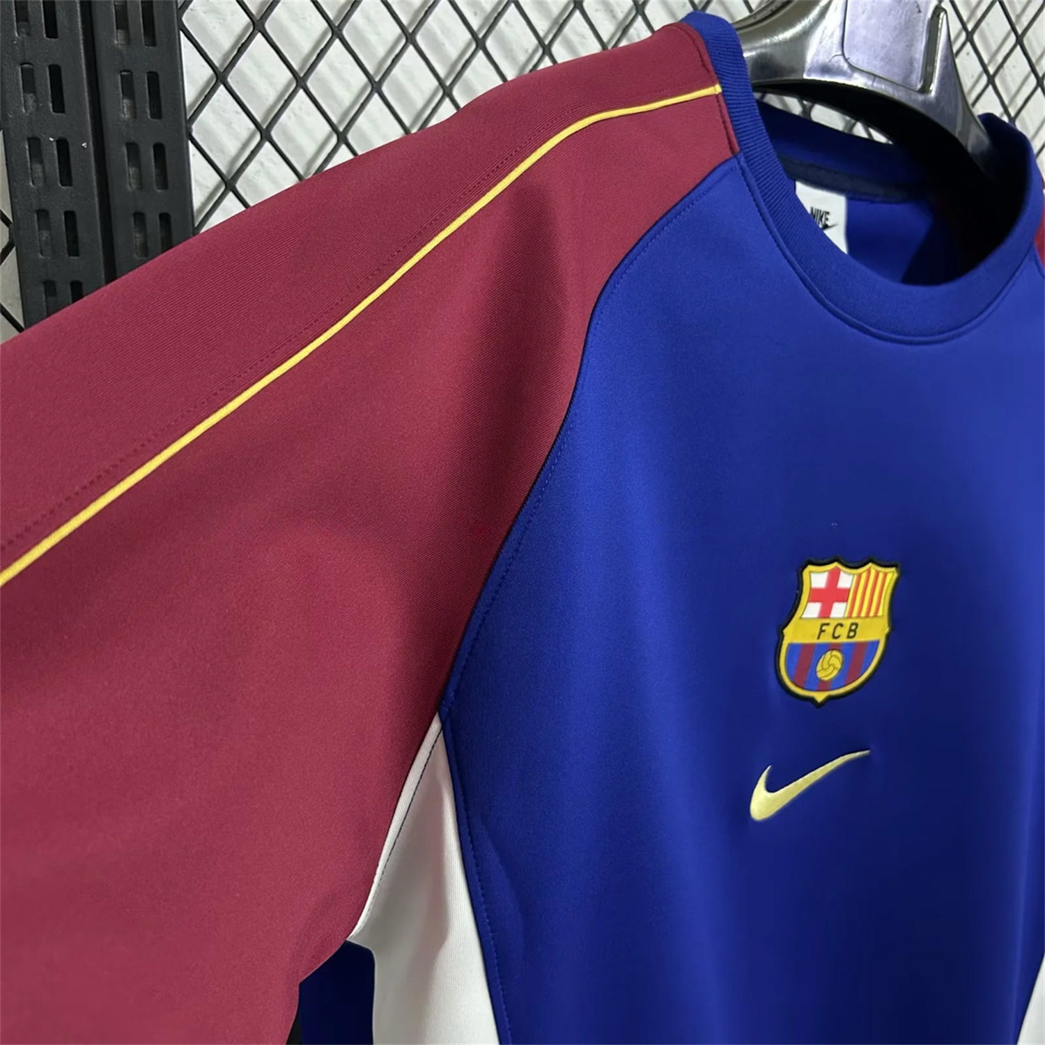Barcelona 25-26 Blue And Red Unisex Pullover Hoodie - UnitedFutballJersey