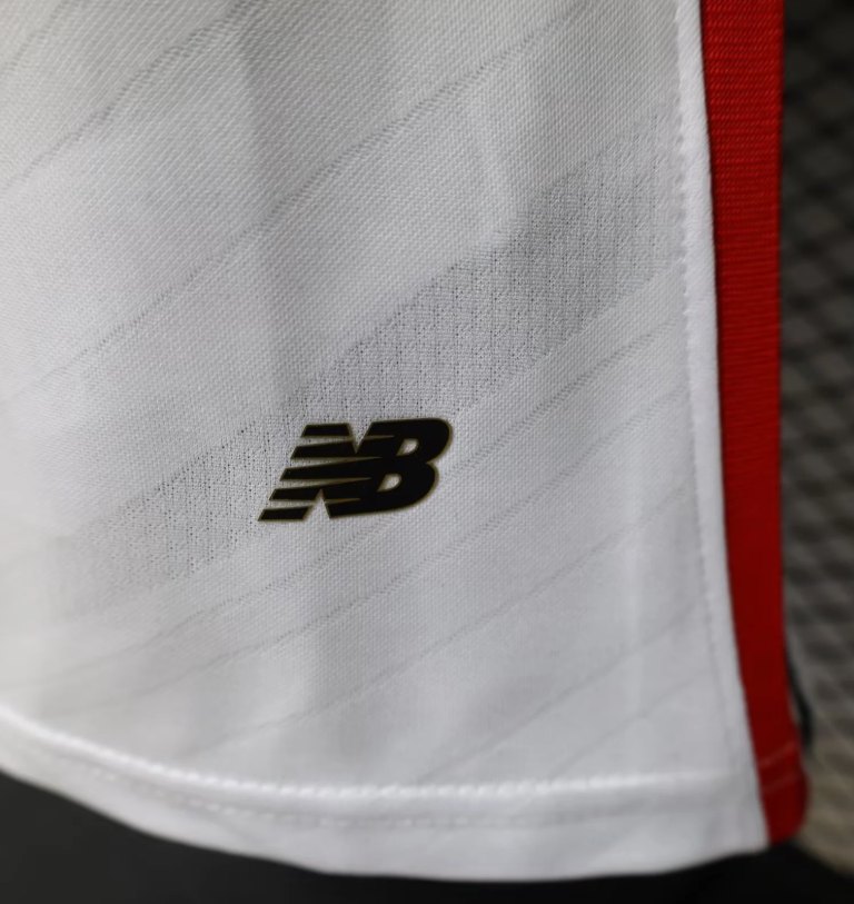 2026/2027 Player Version São Paulo Home Football Jersey 1:1 Thai Quality