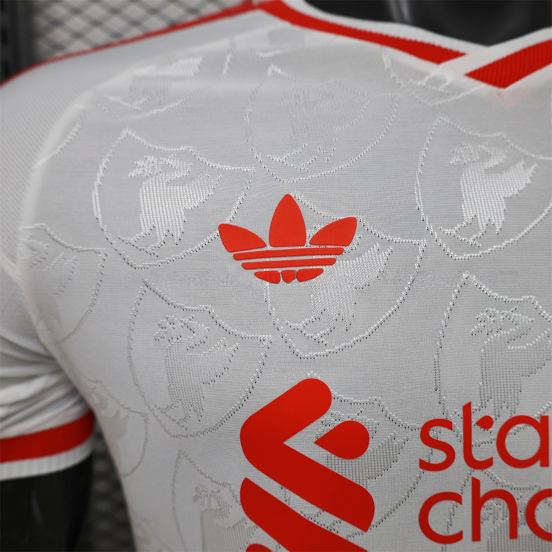 Liver.pool 26-27 Casual White With Faint Logos Jersey - Player Version - UnitedFutballJersey