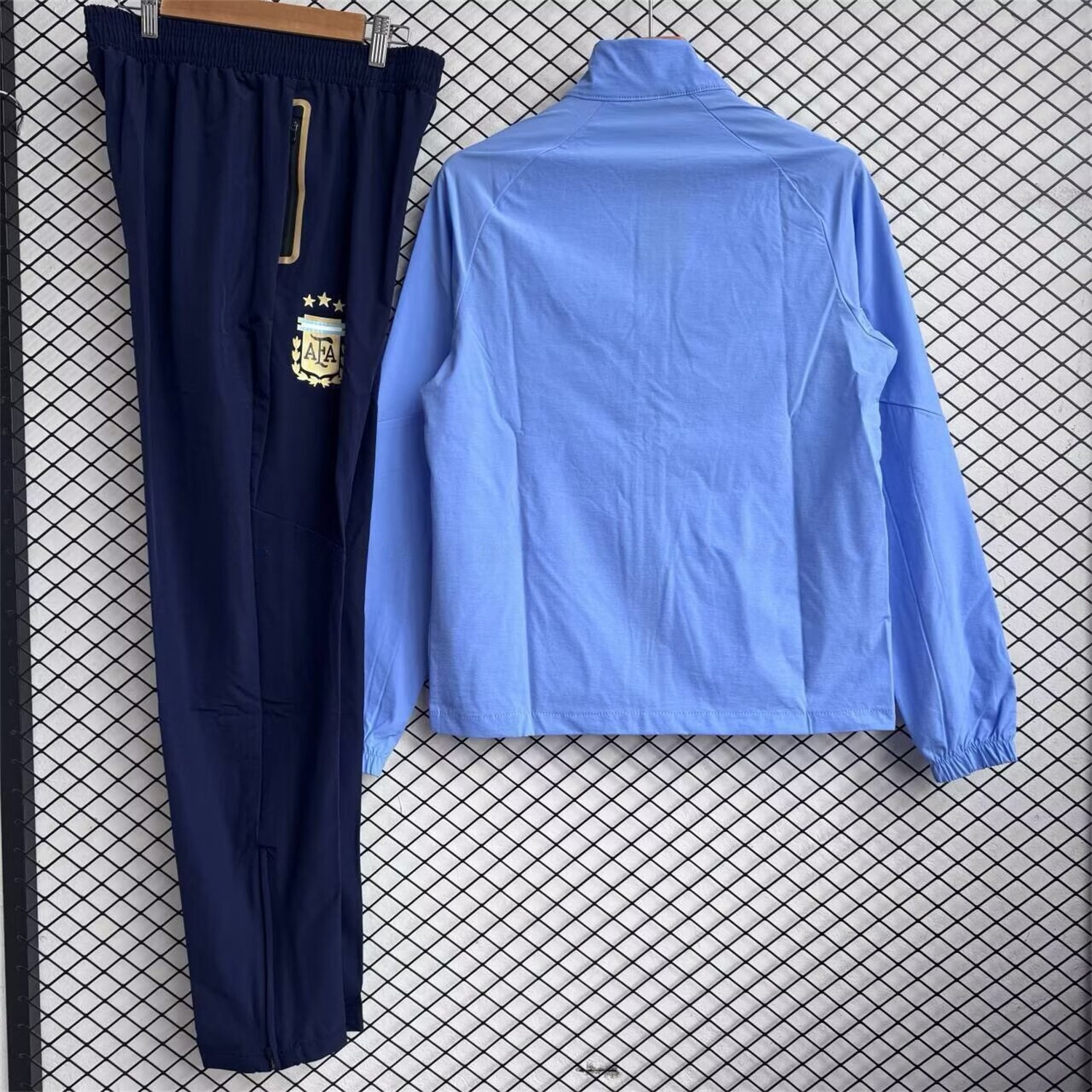 Argentina 2026 Windbreaker Training Set - Blue Top and Black Pants - UnitedFutballJersey