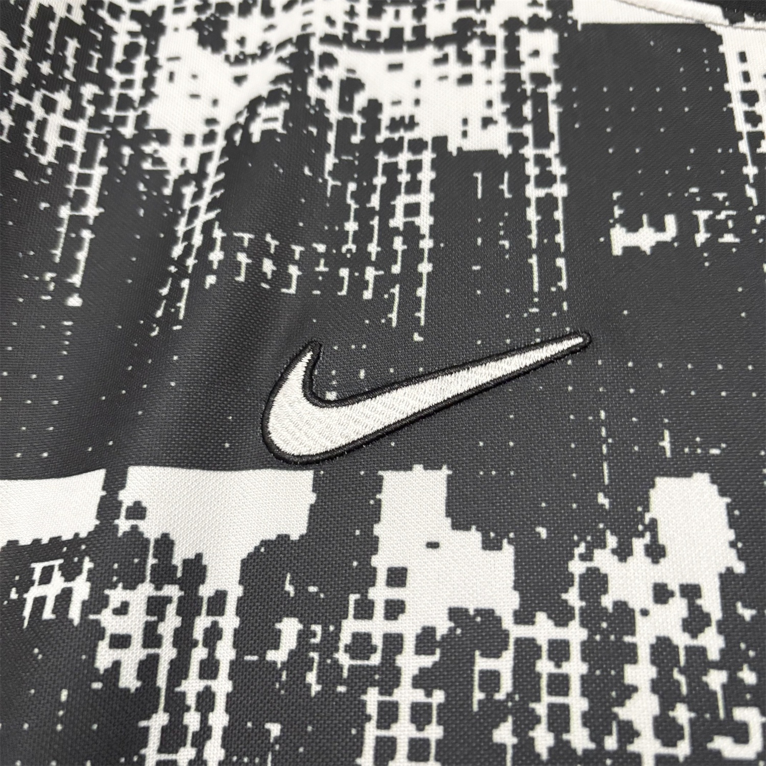 Corinthians 26-27 Black And White Pixels Jersey - Fans Version - UnitedFutballJersey