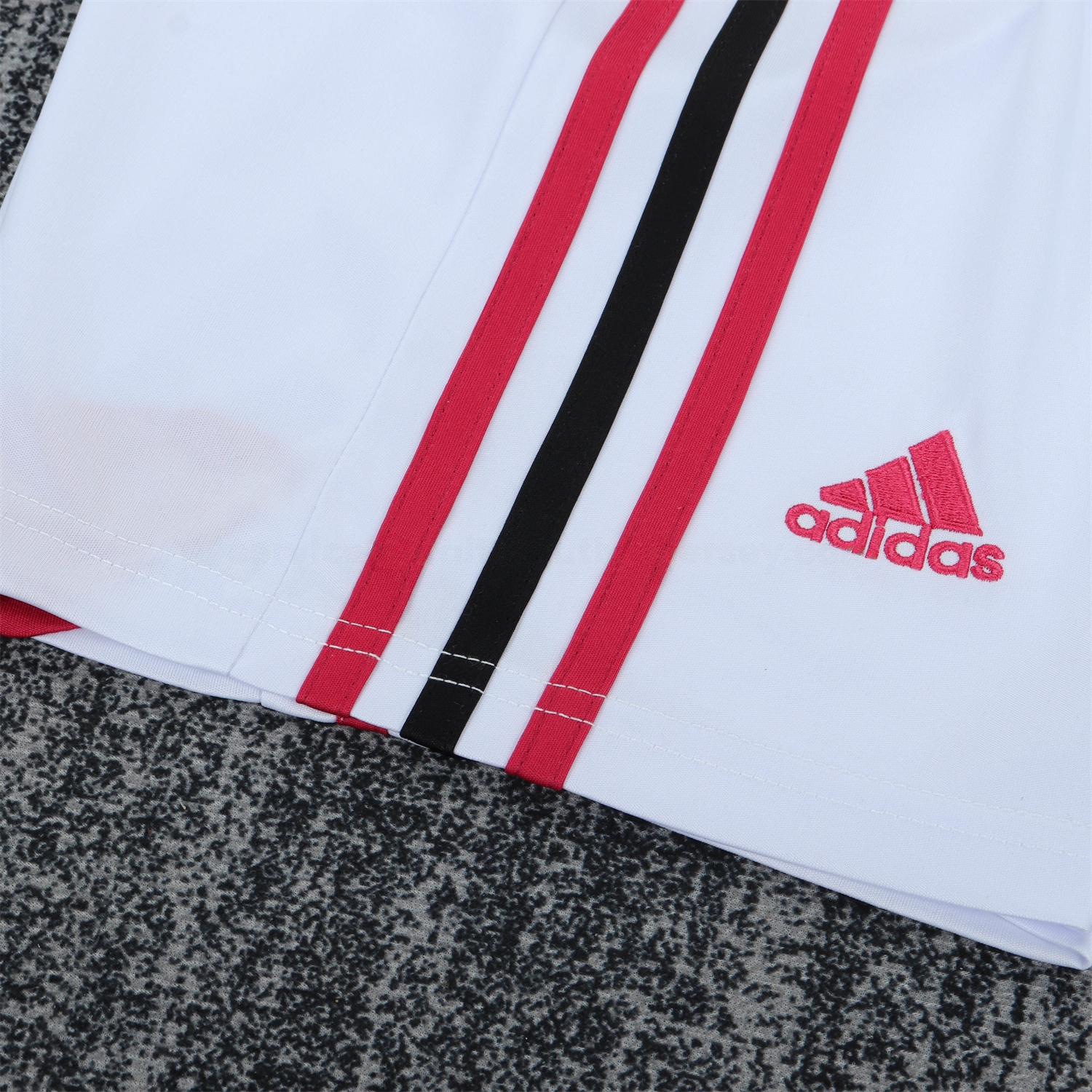 Retro AC Milan 2009-10 Away White Kids Kit - UnitedFutballJersey