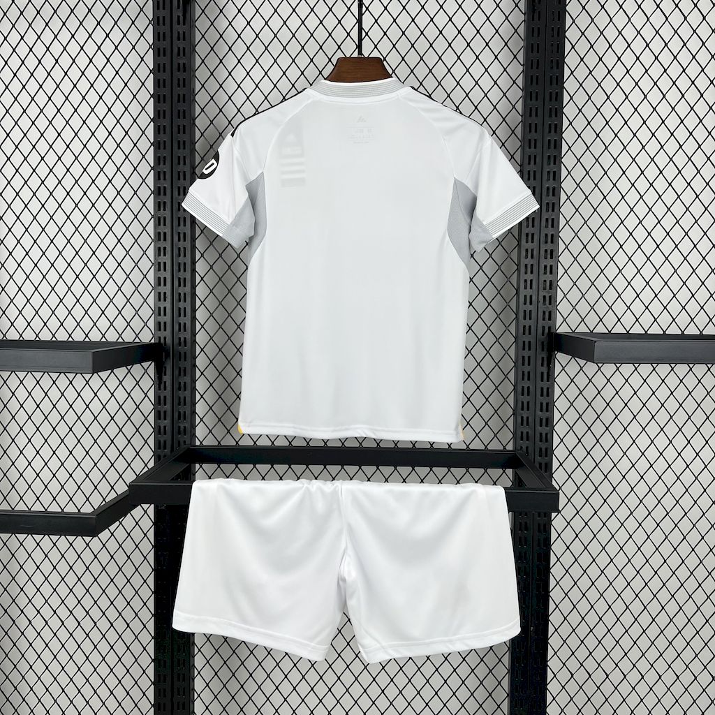 2025/2026 Real Madrid Home Football Jersey 1:1 Thai quality Kids Size