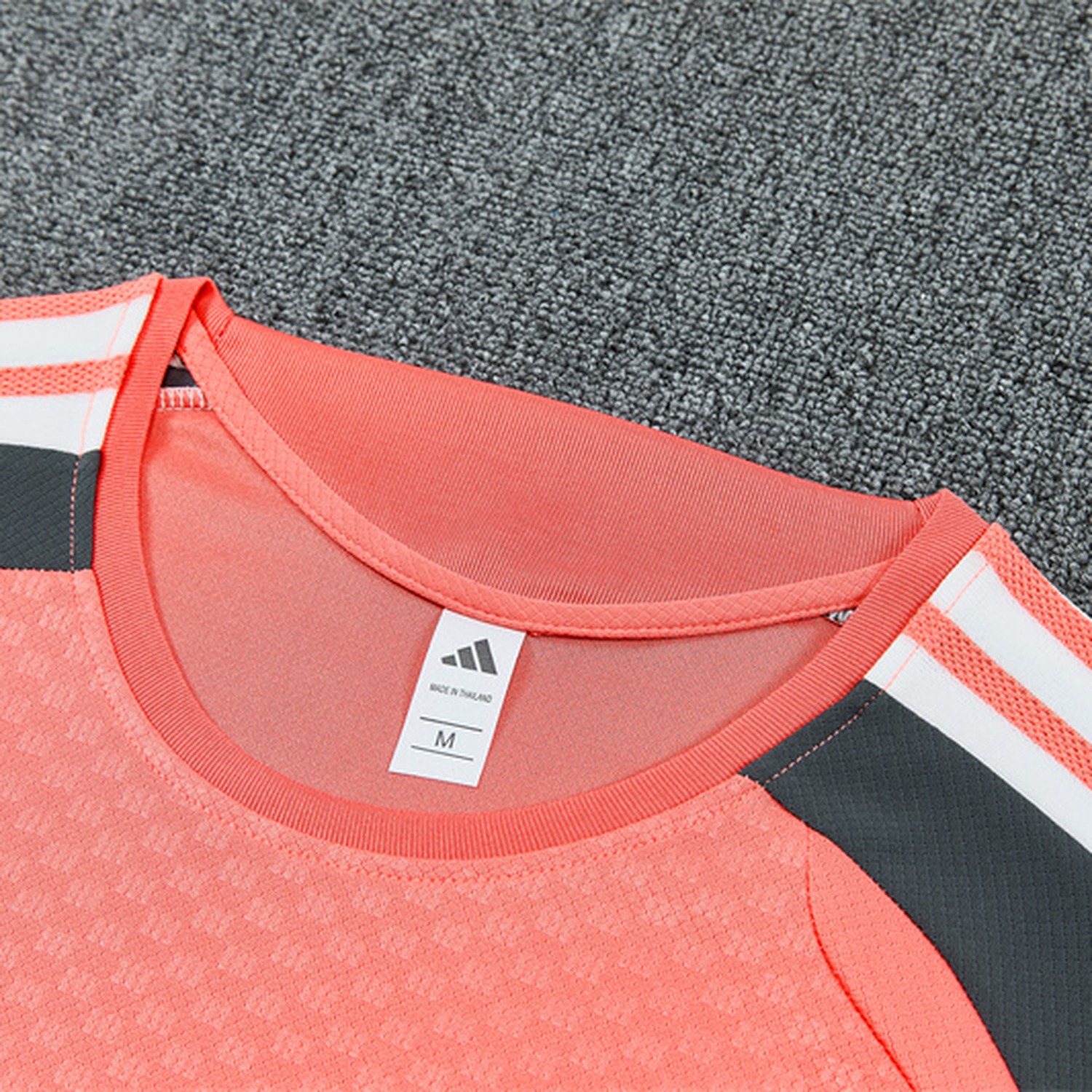 Real Madrid 26-27 Kids Short-Sleeve Training Set - Pink Top & Deep Grey Shorts - UnitedFutballJersey