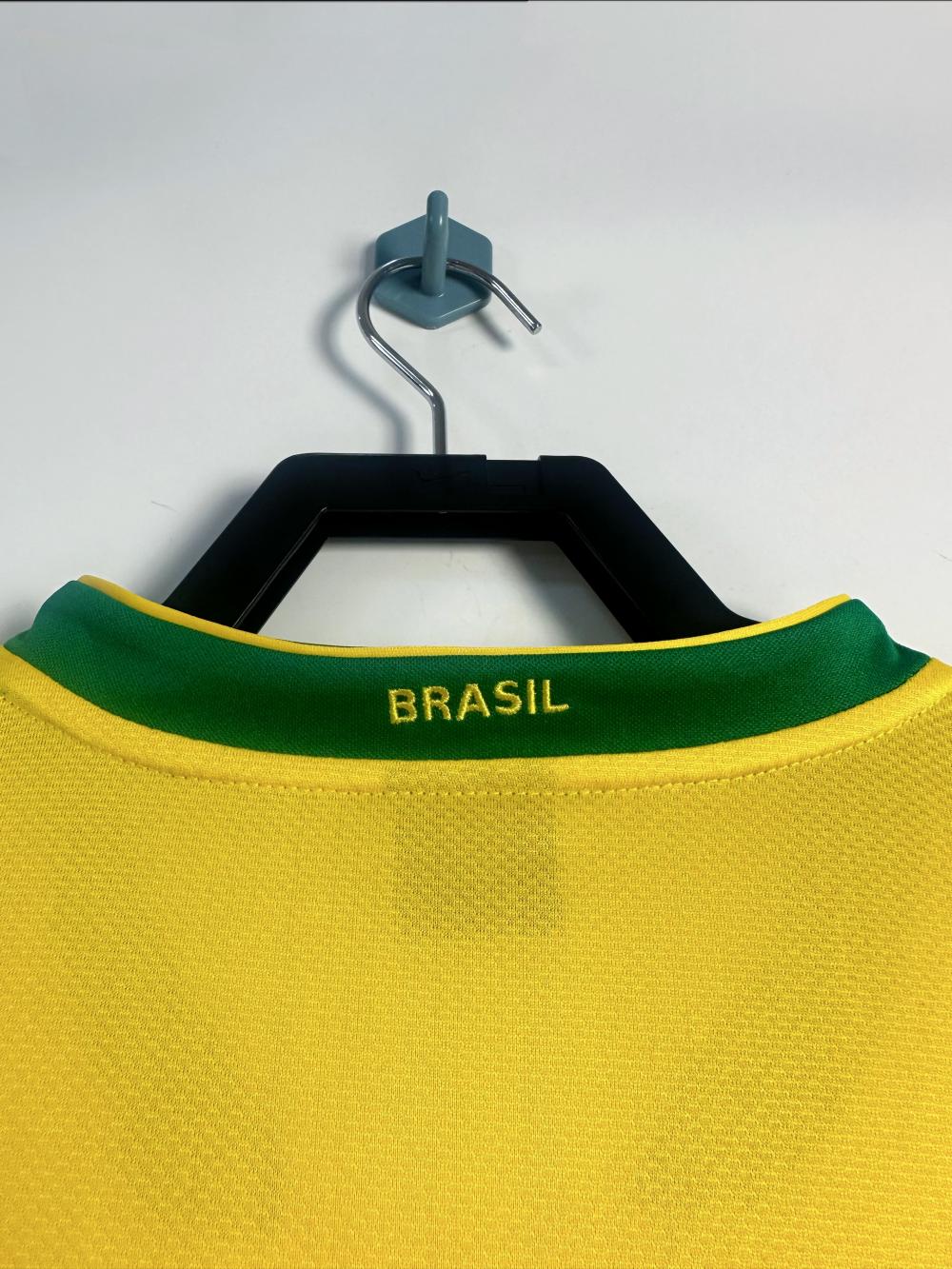 2006 Retro Long Sleeve Brazil Home Soccer Jersey 1:1 Thai Quality