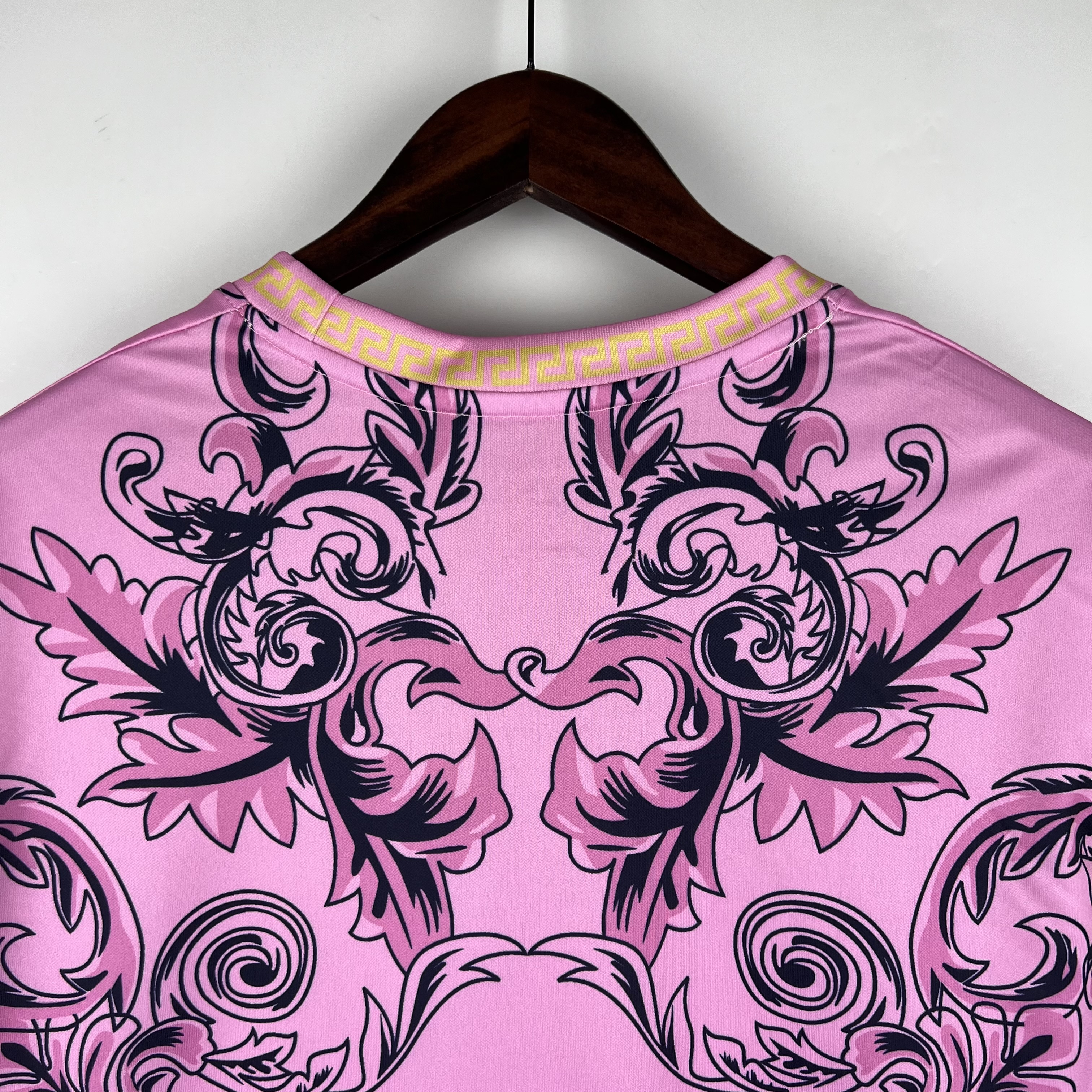 2024-2025 Italy Special Edition Pink Soccer Shirt
