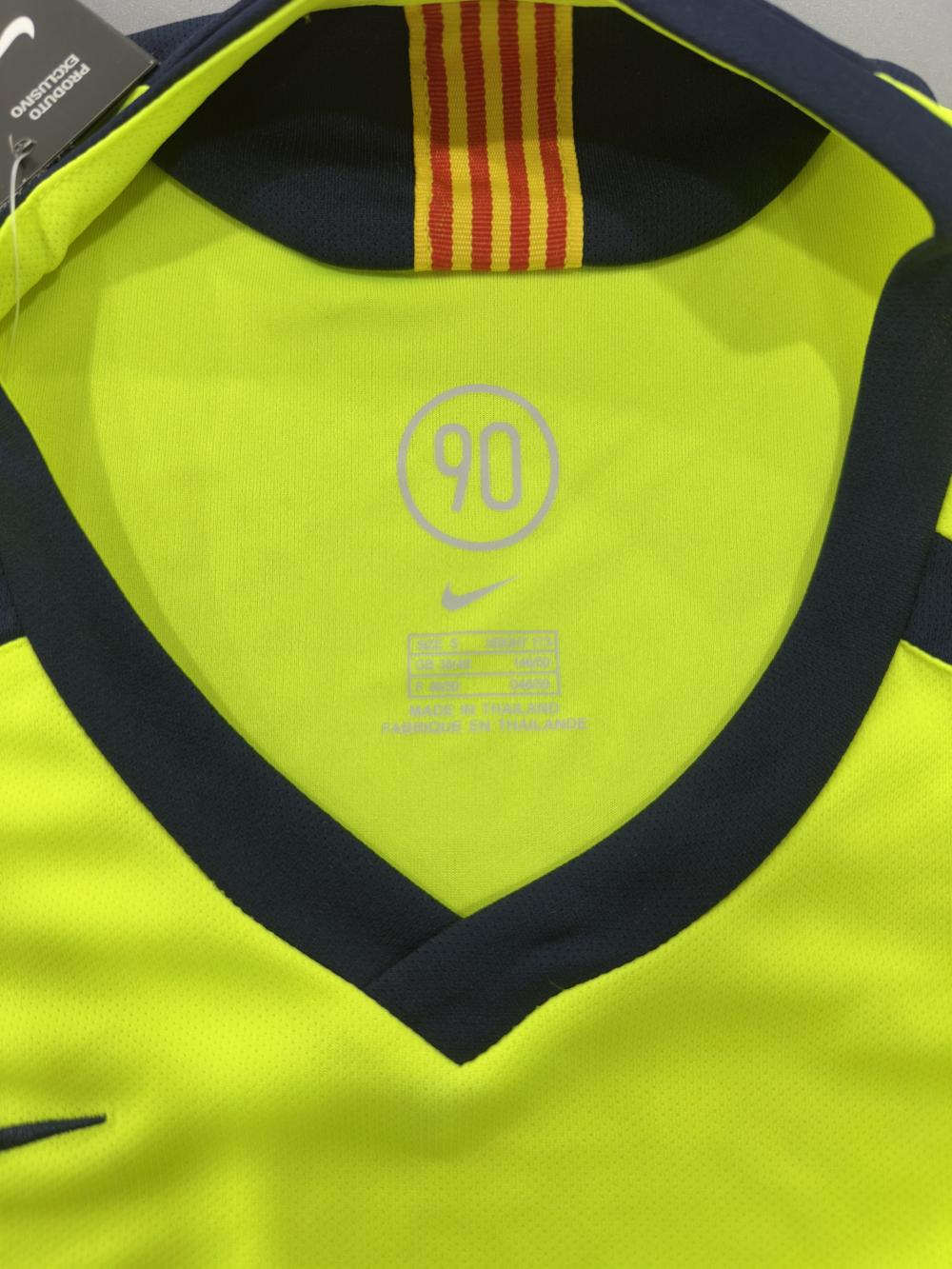 2005/2006 Retro Barcelona Away Football Shirt 1:1 Thai Quality