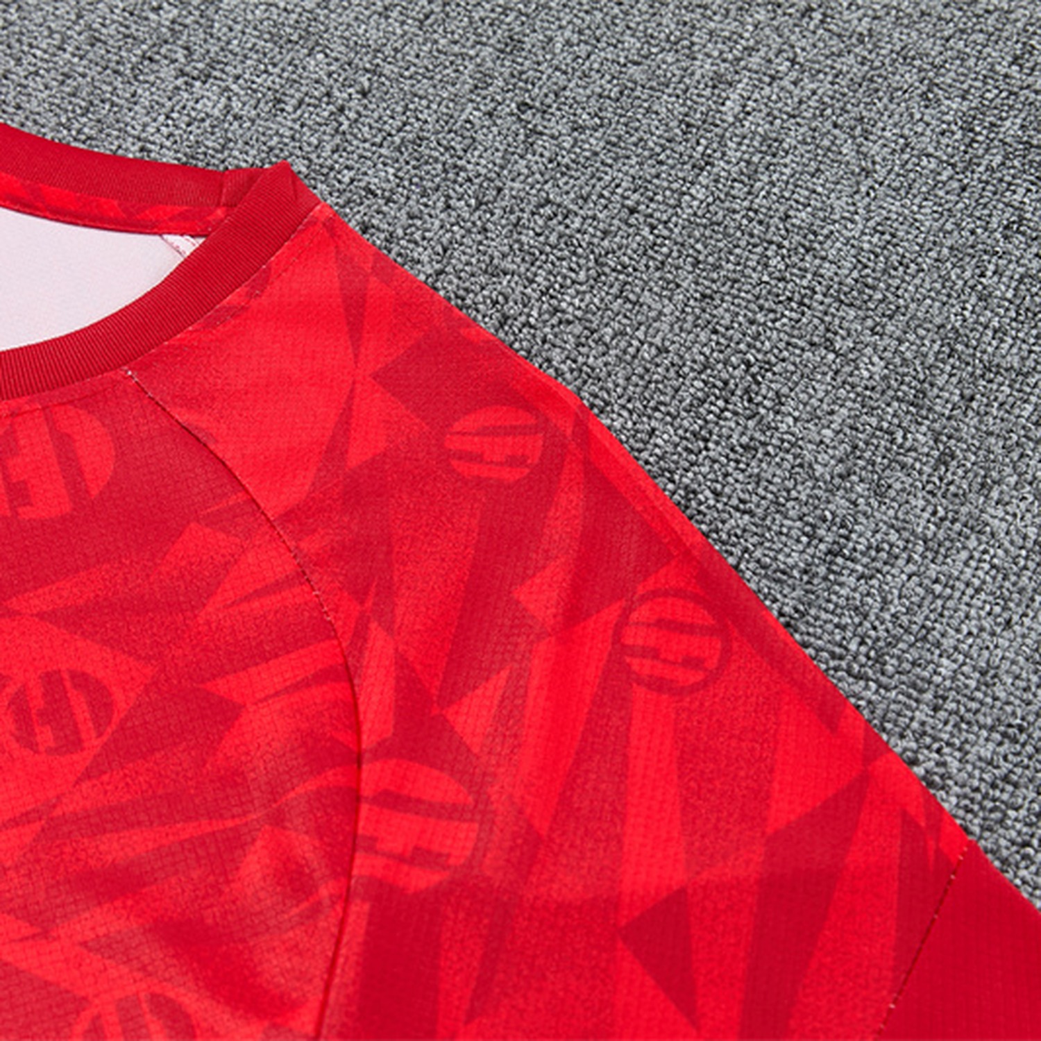 Liver.pool 26-27 Camouflage Kids Short-Sleeve Training Set - Red Top & Black Shorts - UnitedFutballJersey