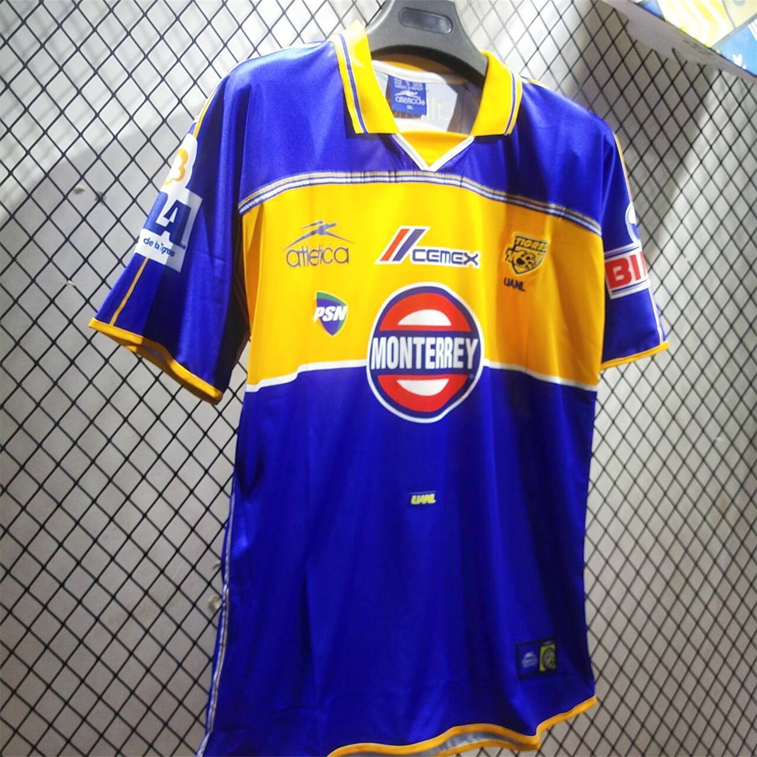 Retro Tigres UANL 2000-01 Away Jersey - UnitedFutballJersey