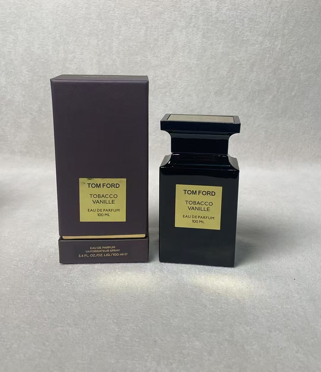 TOM FORD