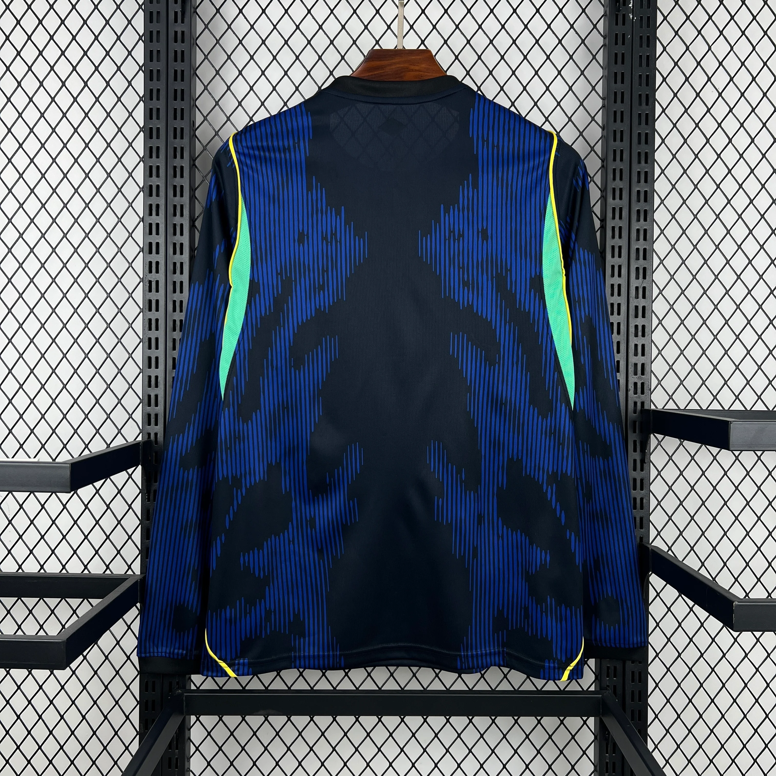 Brazil 2026 World Cup Away Long-Sleeve Football Shirt – Fan