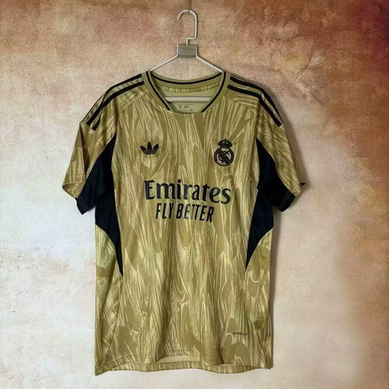 2025/2026 Real Madrid Special Edition Golden Football Shirt 1:1 Thai Quality