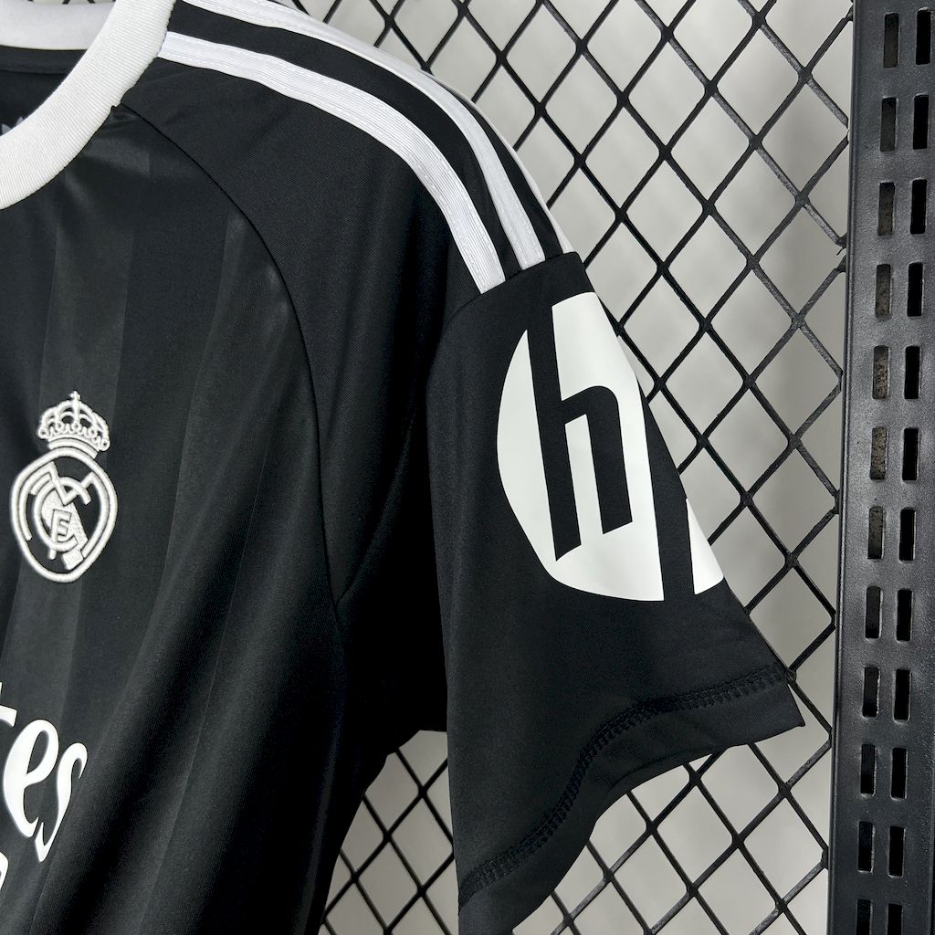 2025/2026 Real Madrid Goalie Football Jersey 1:1 Thai Quality