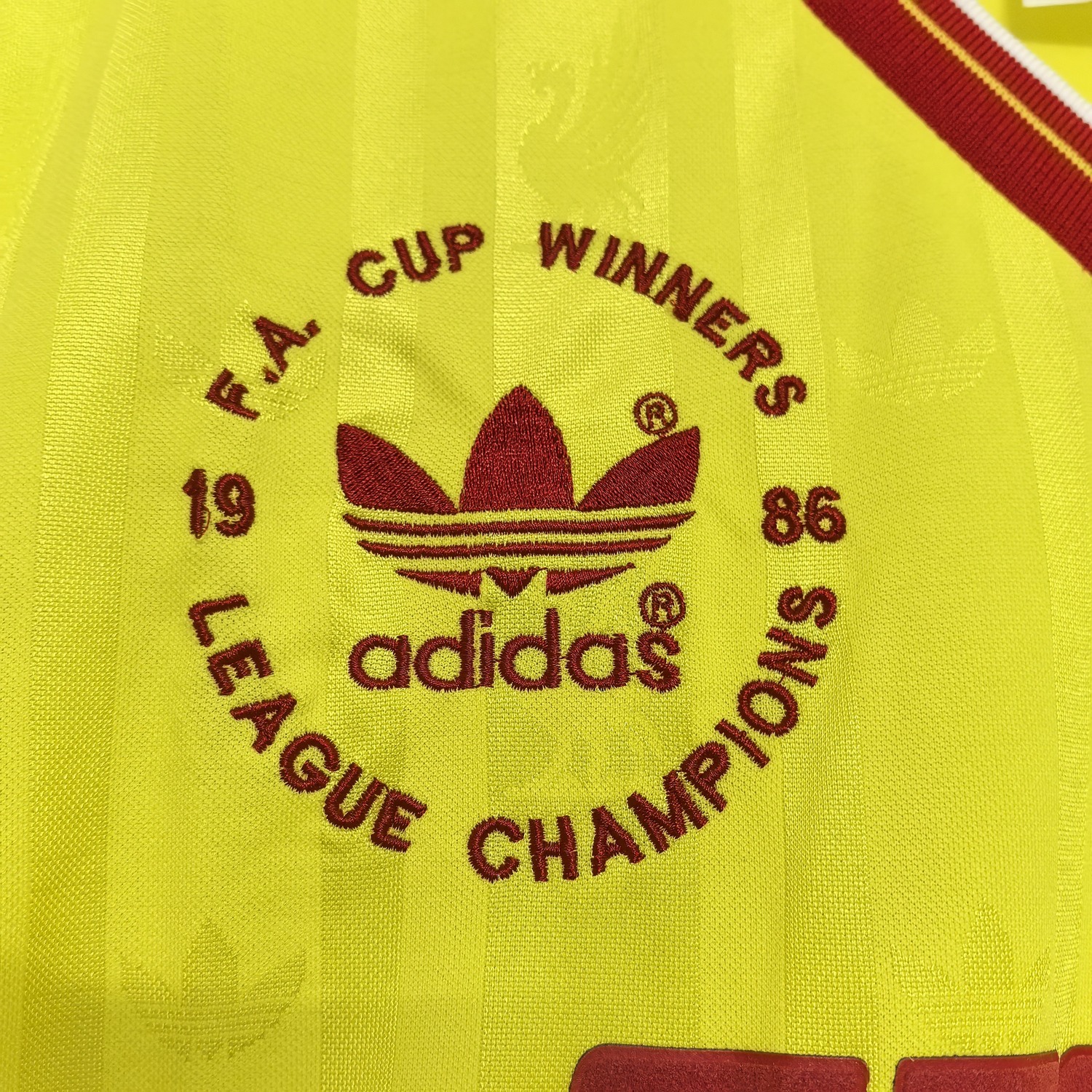 Retro Liver.pool 1985-86 Away Long Sleeves Jersey - UnitedFutballJersey