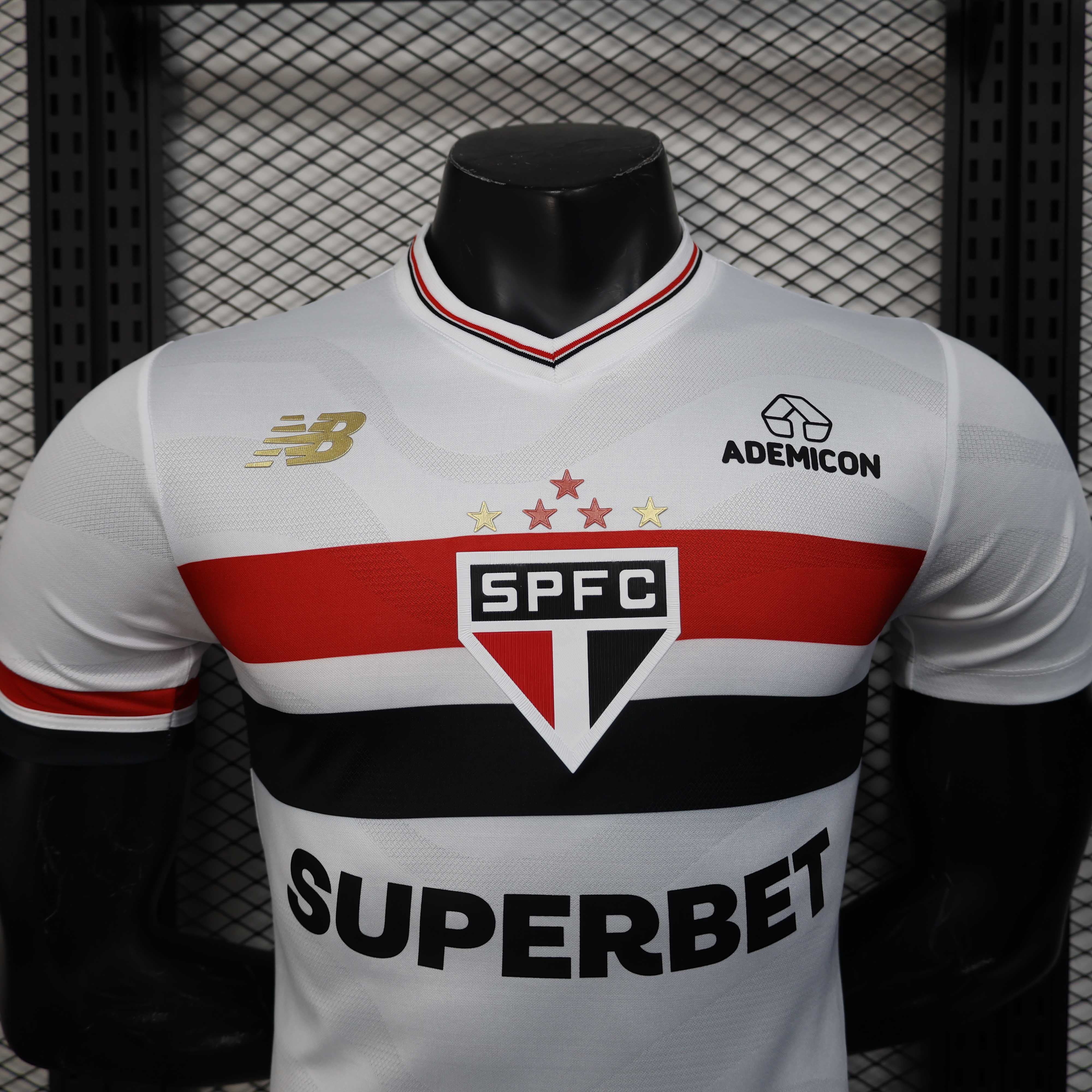 2025/2026 Player Version São Paulo Home Football Jersey 1:1 Thai Quality