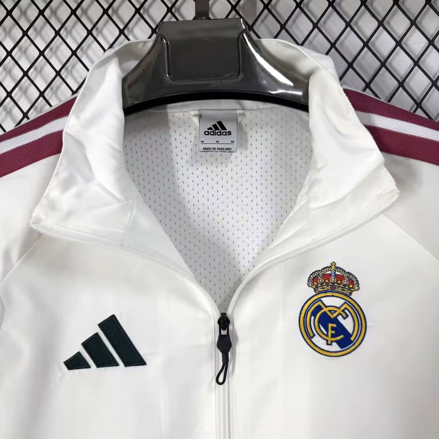 Real Madrid 26-27 Home Windbreaker Jacket - White With Maroon - UnitedFutballJersey