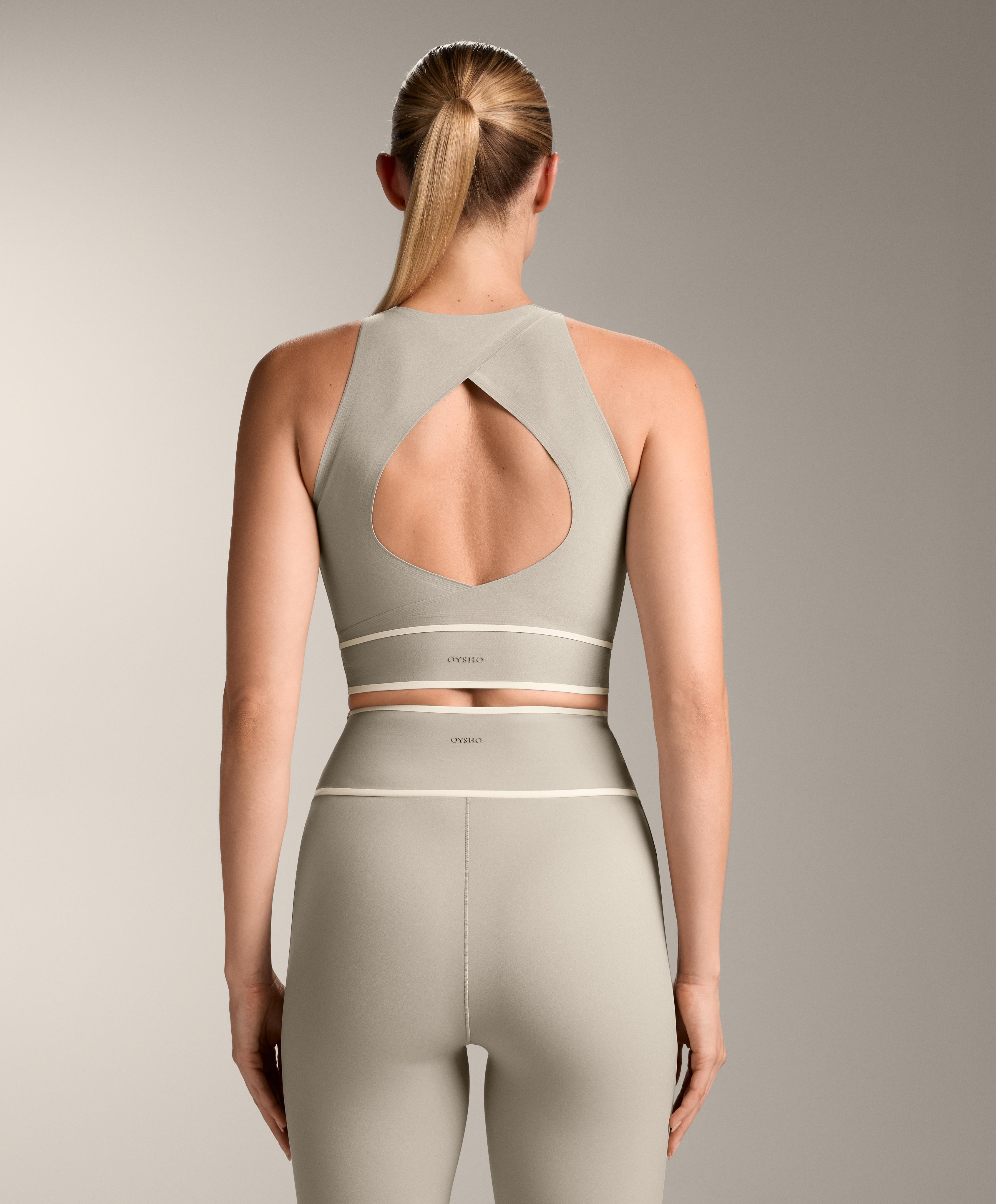 Perfect-adapt crossover strap Tank top
