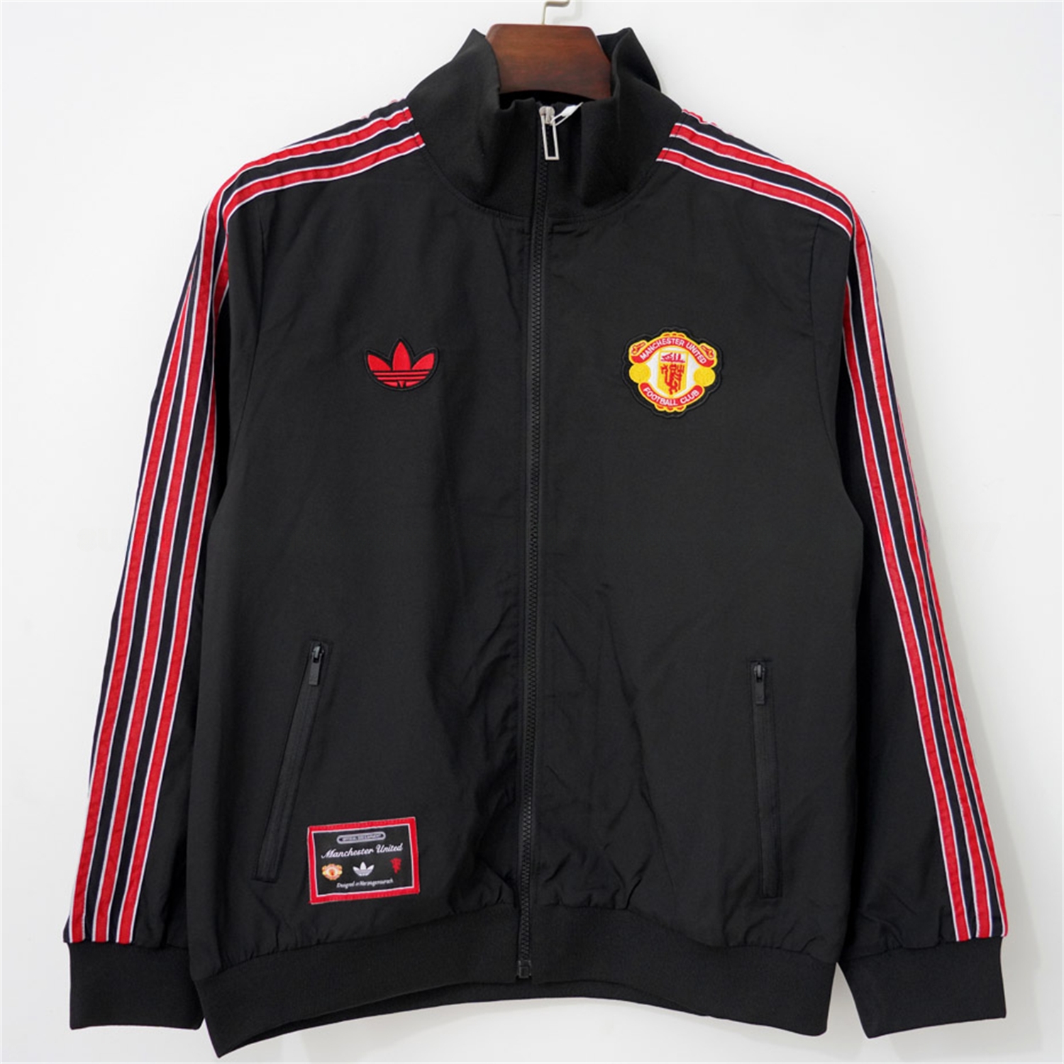 Retro Manchester United 24-25 Windbreaker Jacket - Black Red Sripe - UnitedFutballJersey