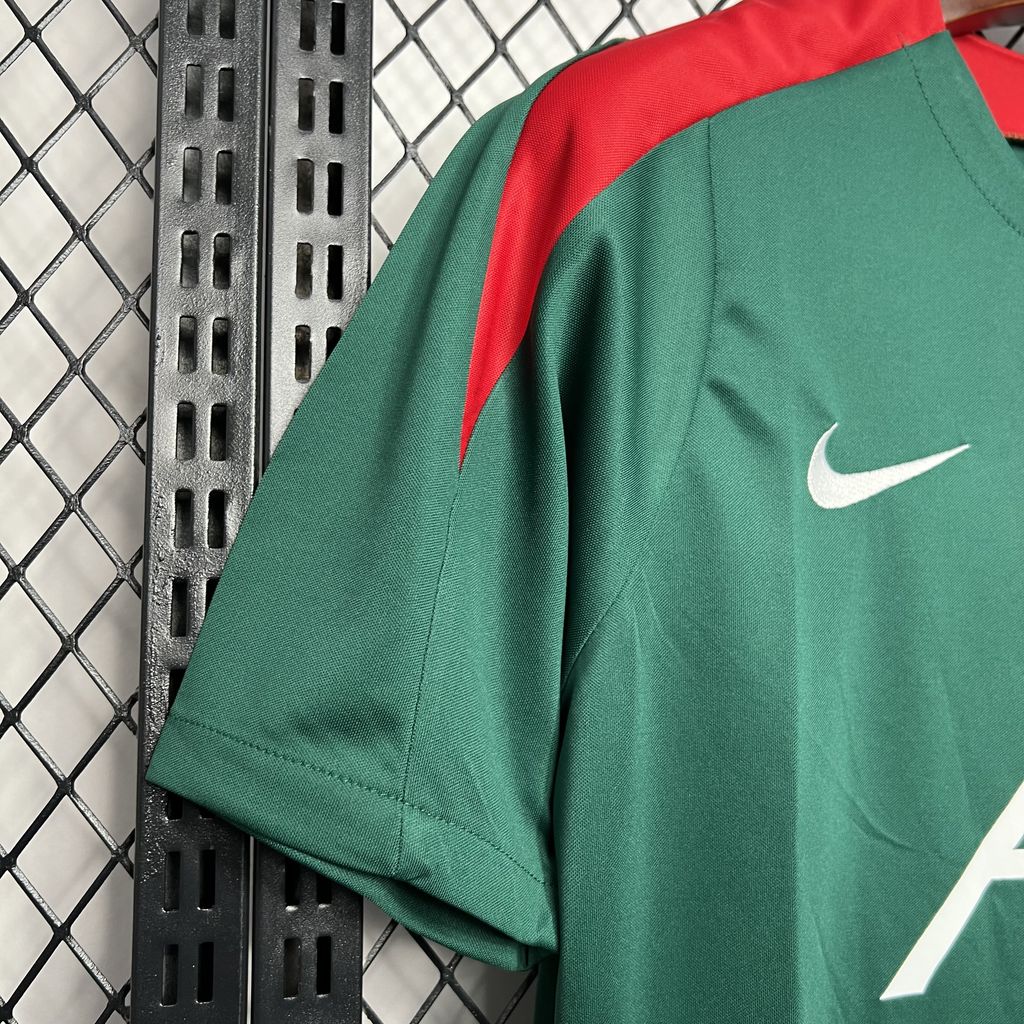 2024/2025 Liverpool Pre-match Training Dark Green Jersey1:1 Thai Quality