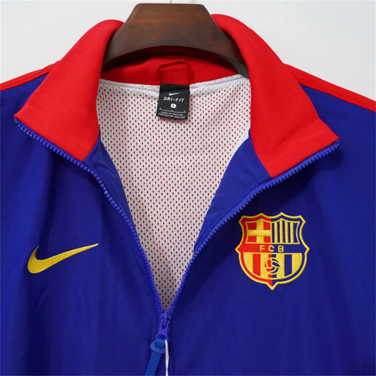 Retro Barcelona 24-25 Windbreaker Jacket - Blue Red - UnitedFutballJersey